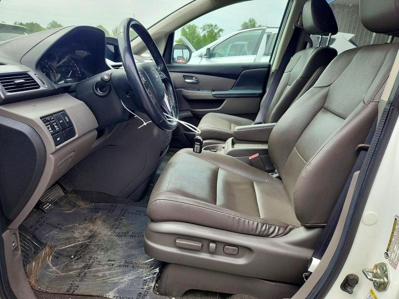 2014 Honda Odyssey Exl White vin: 5FNRL5H66EB048874