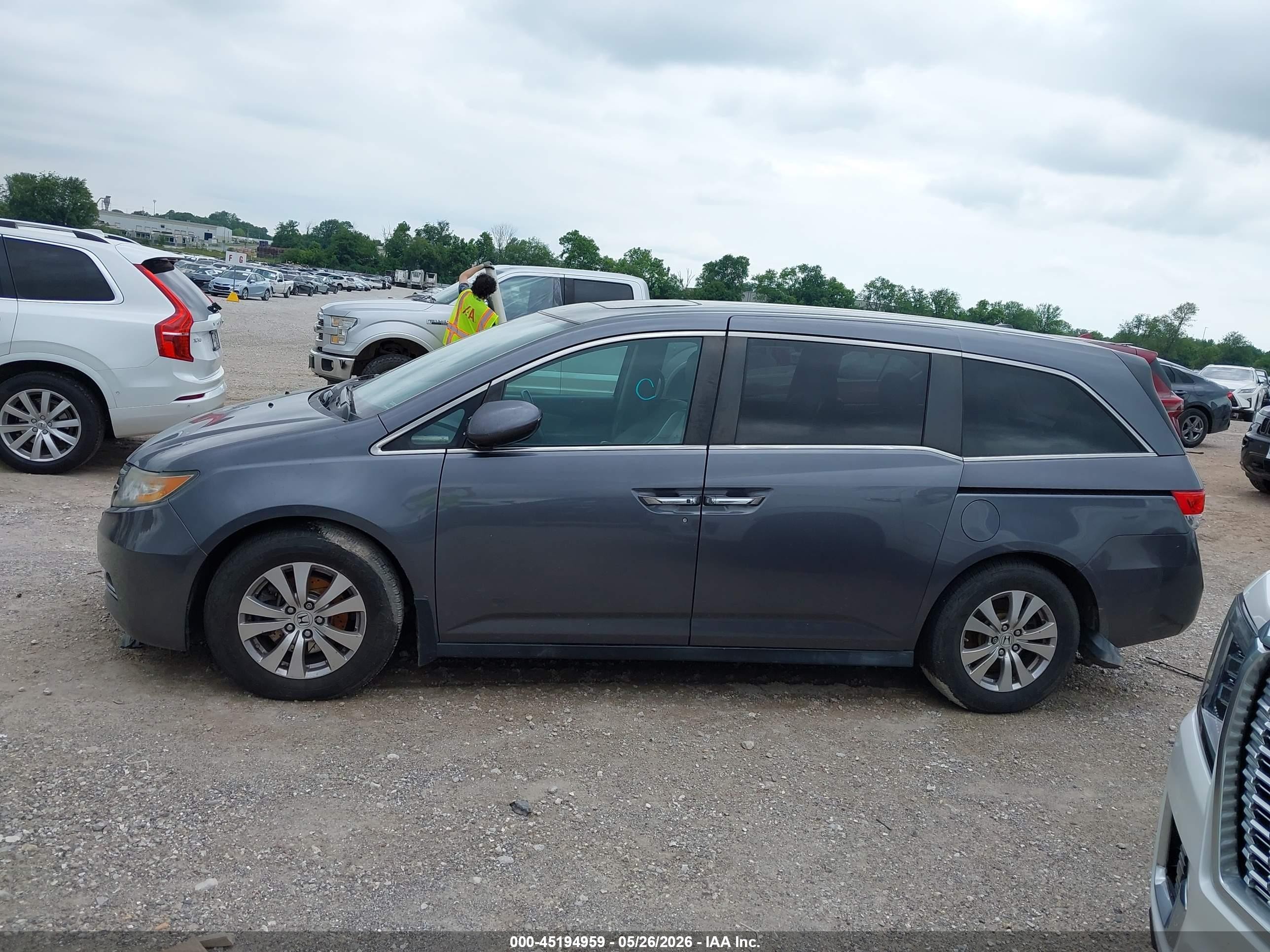 2014 Honda Odyssey Ex-l Gray vin: 5FNRL5H66EB069109