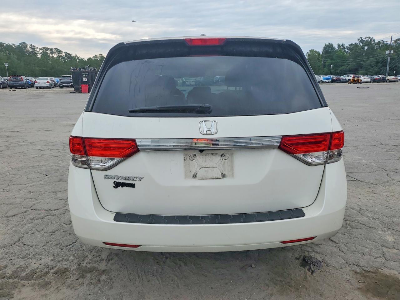 2014 Honda Odyssey Exl White vin: 5FNRL5H66EB130832