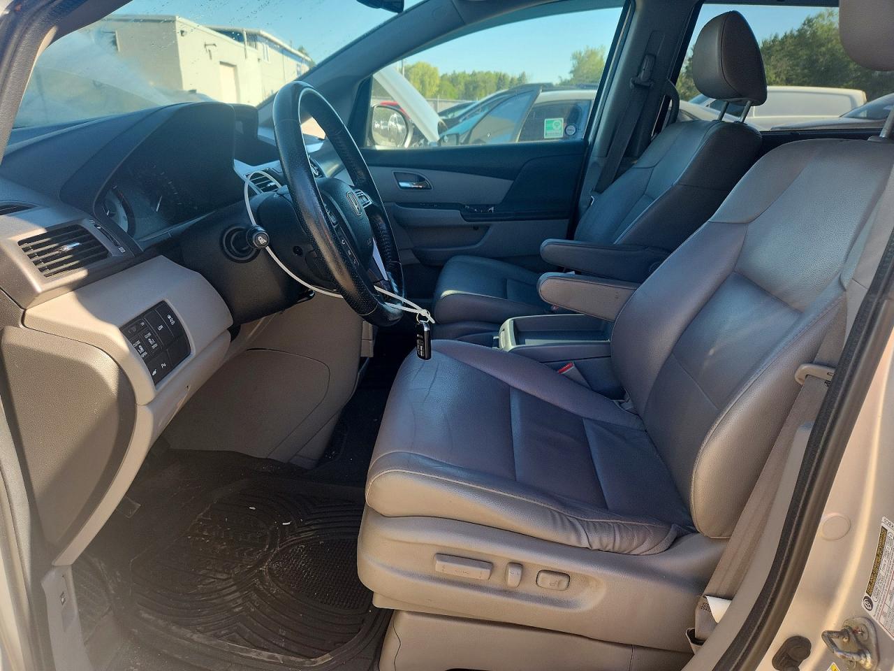 2014 Honda Odyssey Exl Silver vin: 5FNRL5H66EB506512