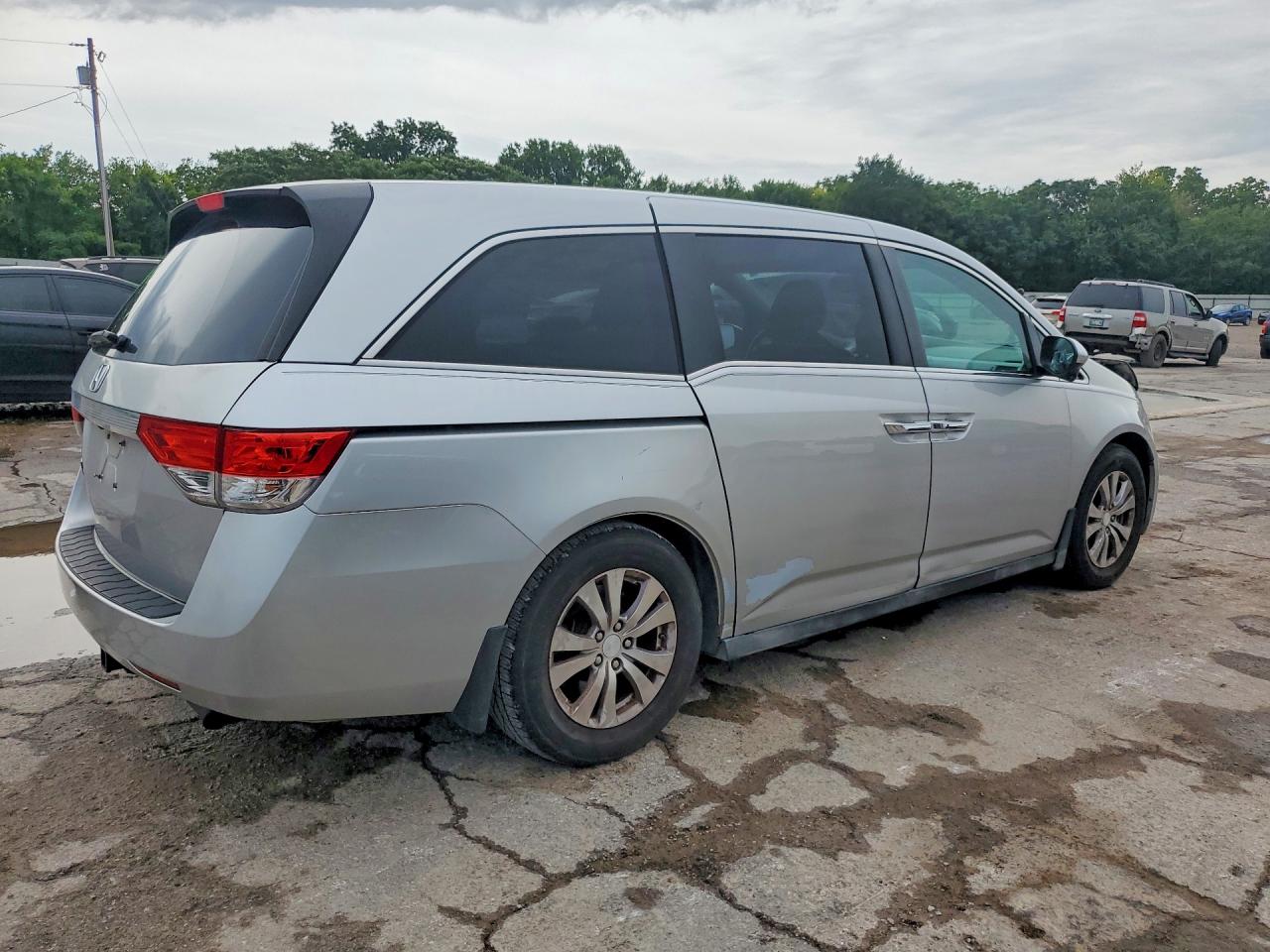2015 Honda Odyssey Exl Silver vin: 5FNRL5H66FB057074
