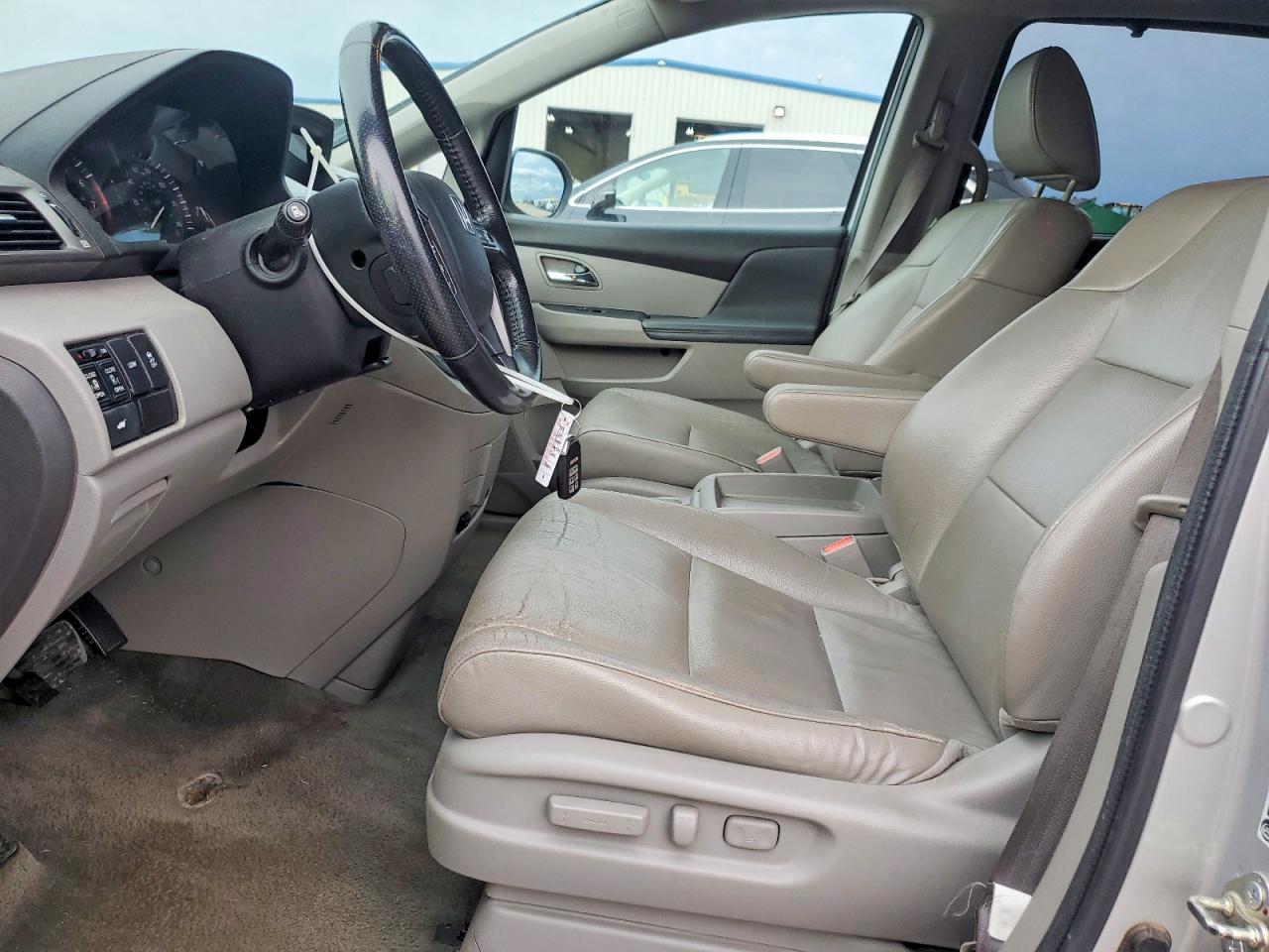 2015 Honda Odyssey Exl Silver vin: 5FNRL5H66FB057074
