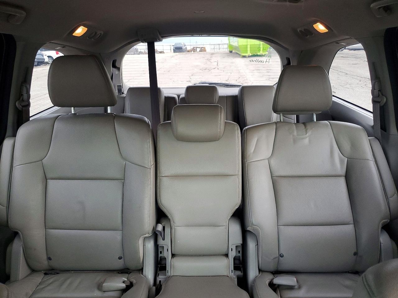 2015 Honda Odyssey Exl Silver vin: 5FNRL5H66FB057074