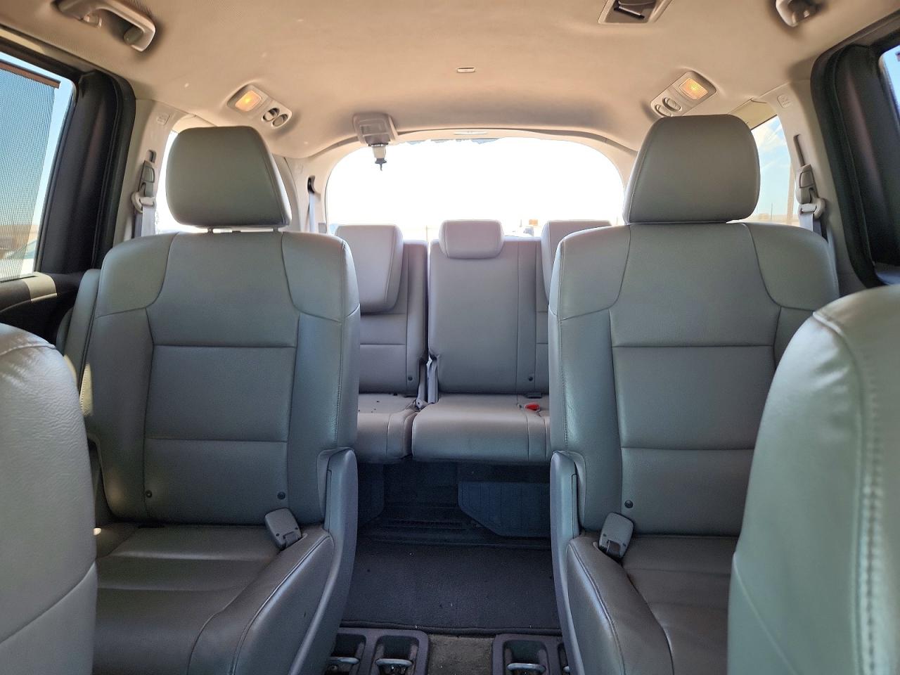2015 Honda Odyssey Exl Silver vin: 5FNRL5H66FB063411