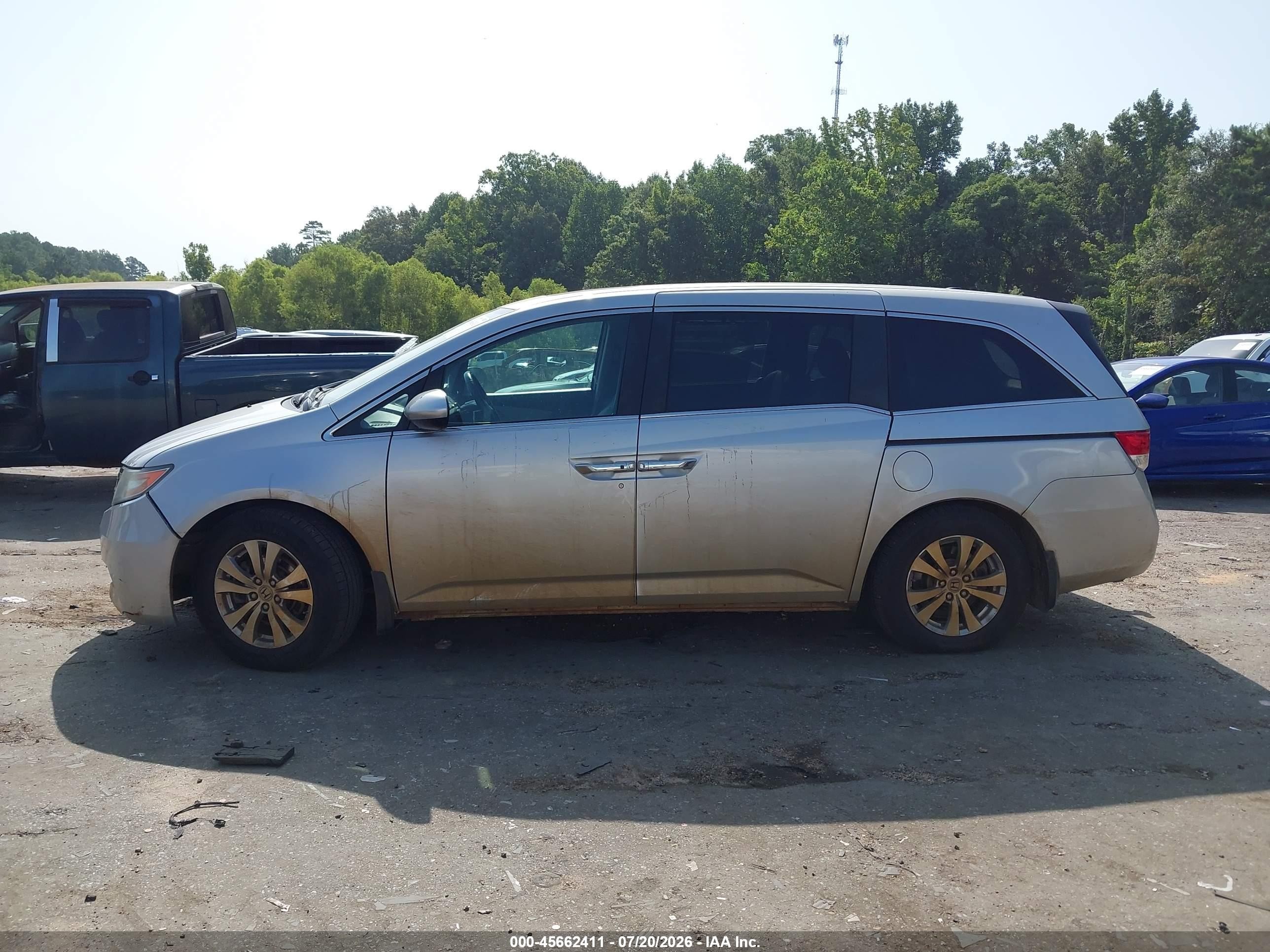 2015 Honda Odyssey Ex-l Серебряный vin: 5FNRL5H66FB101574