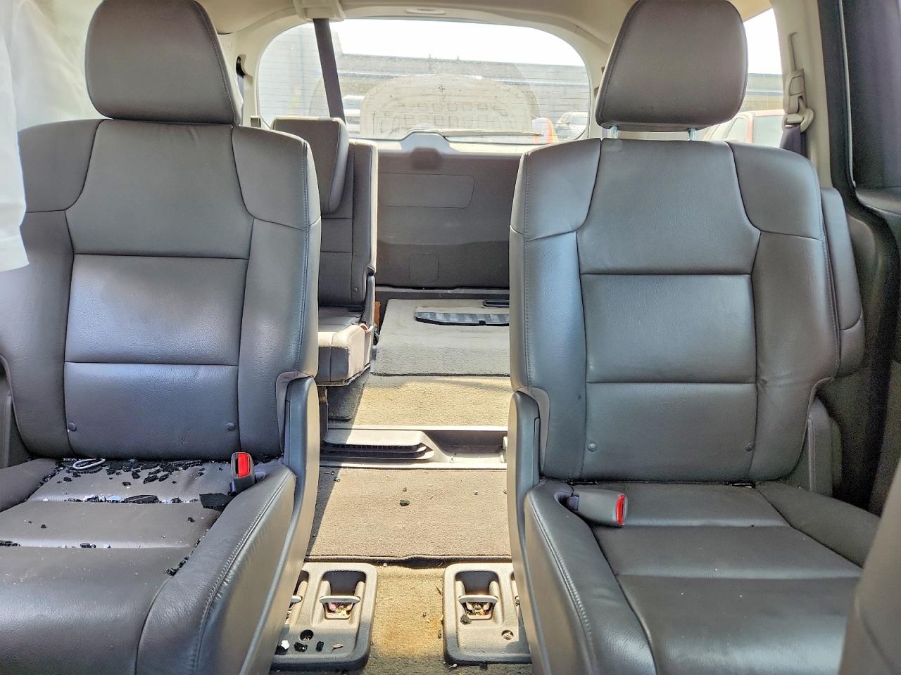 2015 Honda Odyssey Exl White vin: 5FNRL5H66FB102403