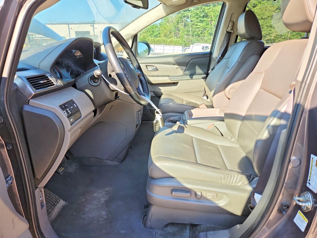 2015 Honda Odyssey Exl Gray vin: 5FNRL5H66FB109657