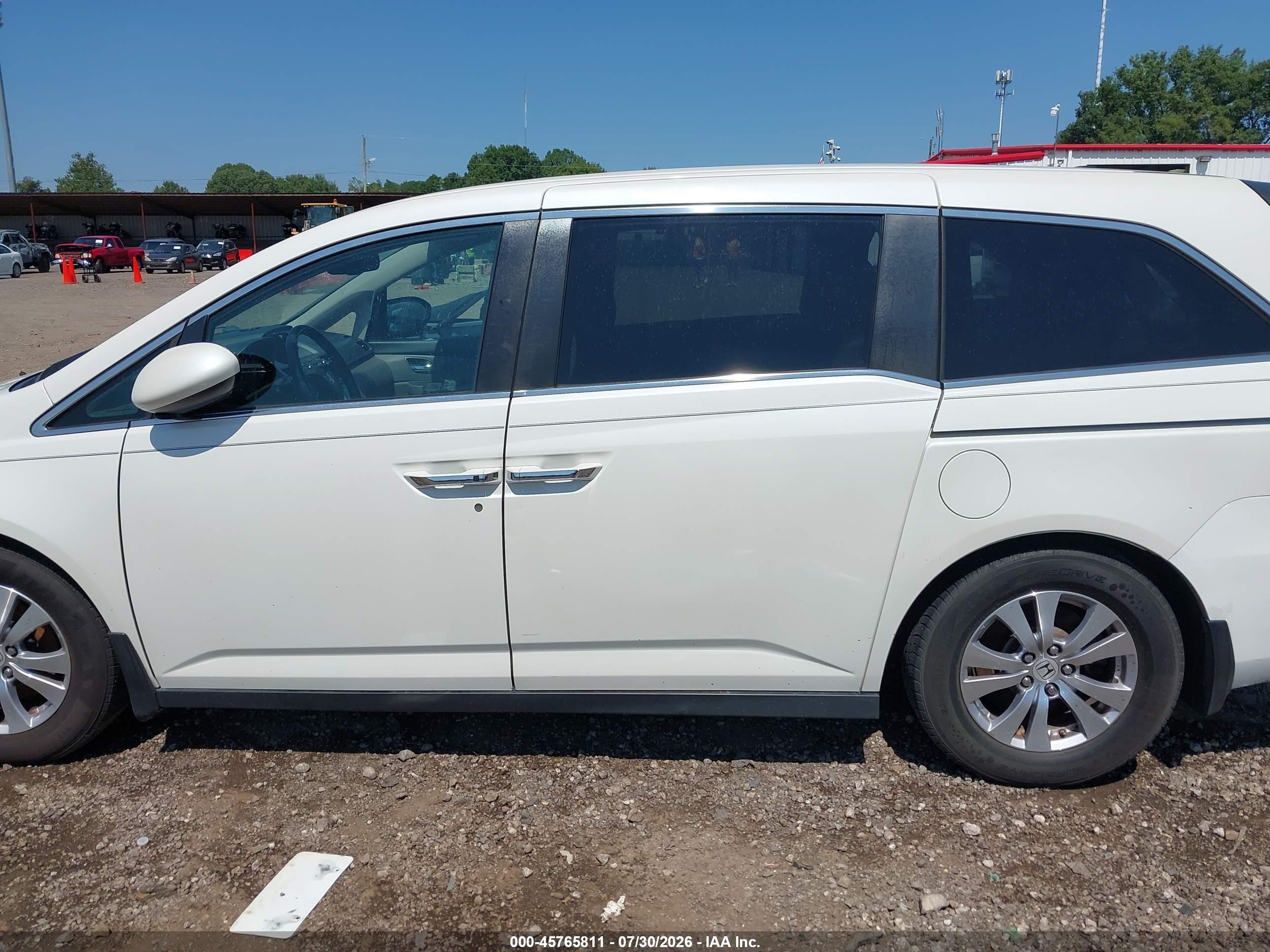 2015 Honda Odyssey Ex-l White vin: 5FNRL5H66FB110548