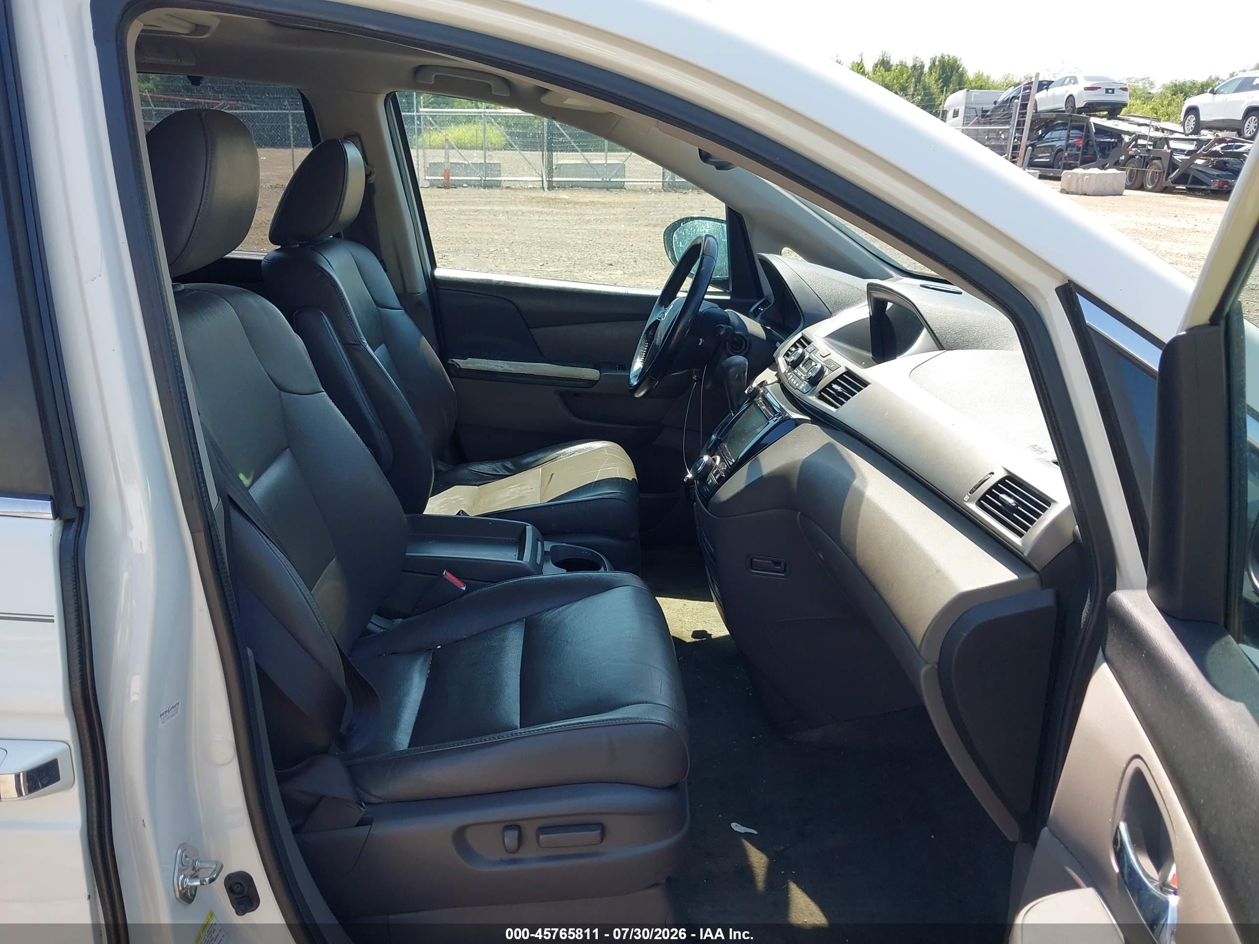 2015 Honda Odyssey Ex-l White vin: 5FNRL5H66FB110548