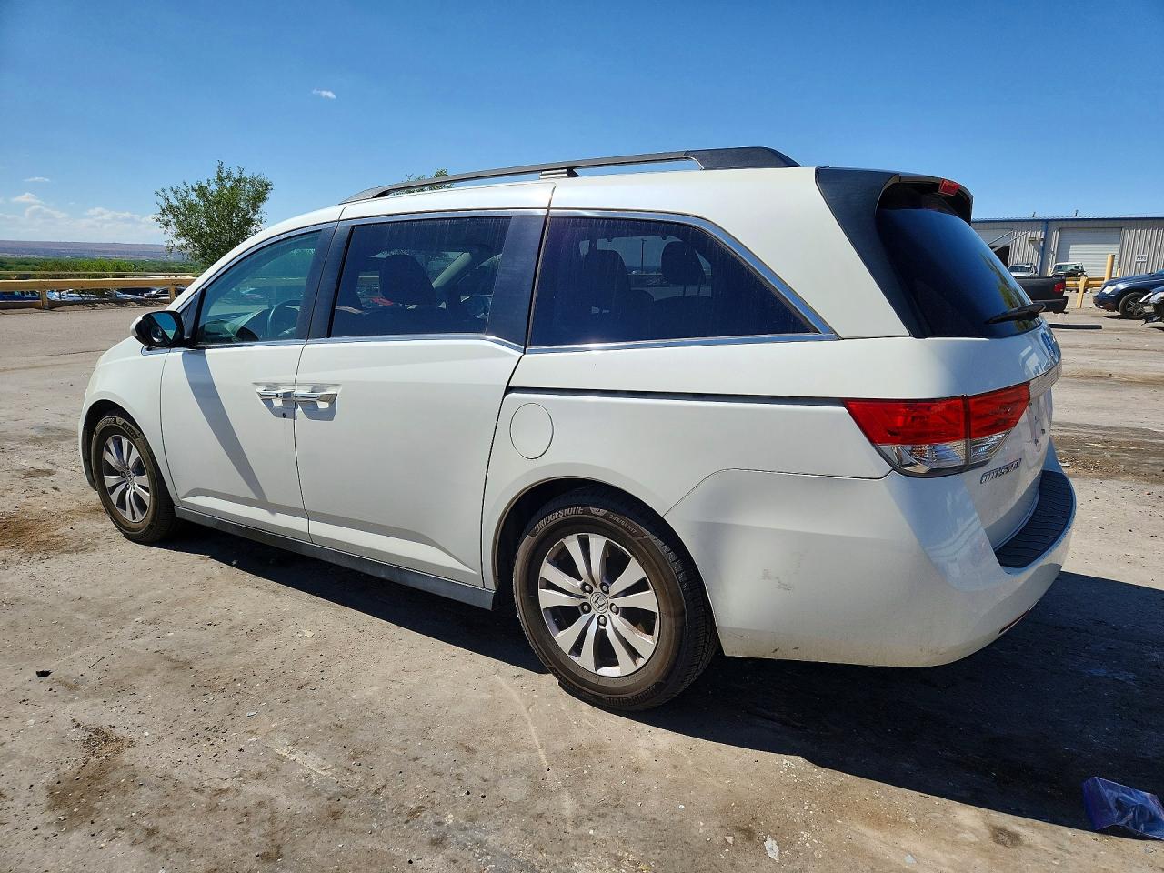 2016 Honda Odyssey Exl Белый vin: 5FNRL5H66GB065824