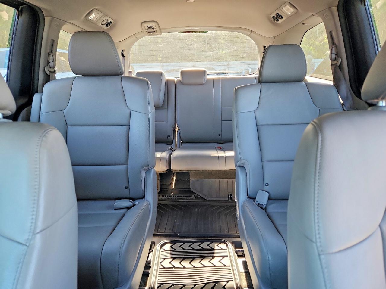 2016 Honda Odyssey Exl Серебряный vin: 5FNRL5H66GB106825