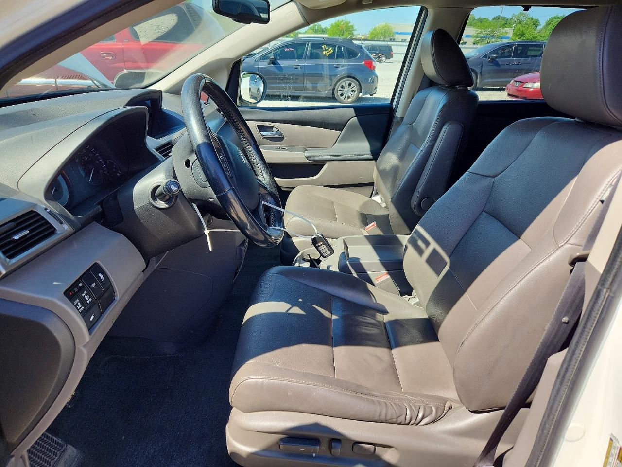 2016 Honda Odyssey Exl Белый vin: 5FNRL5H66GB137279