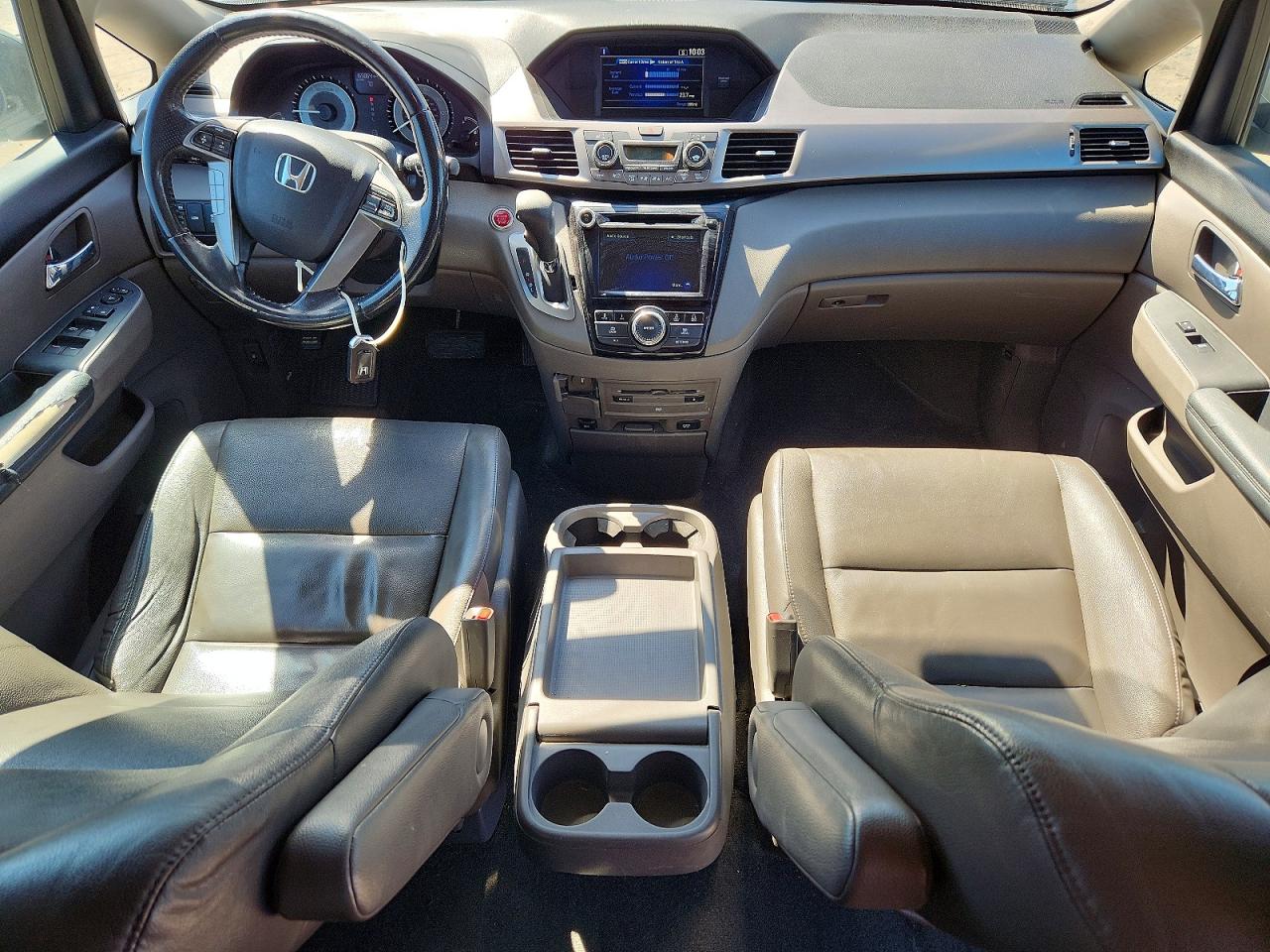 2016 Honda Odyssey Exl Белый vin: 5FNRL5H66GB137279