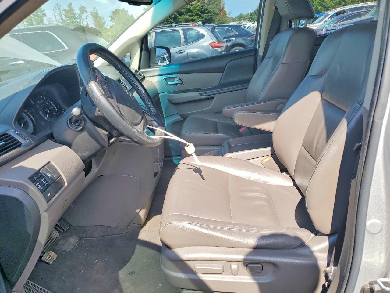 2011 Honda Odyssey Exl Silver vin: 5FNRL5H67BB013949