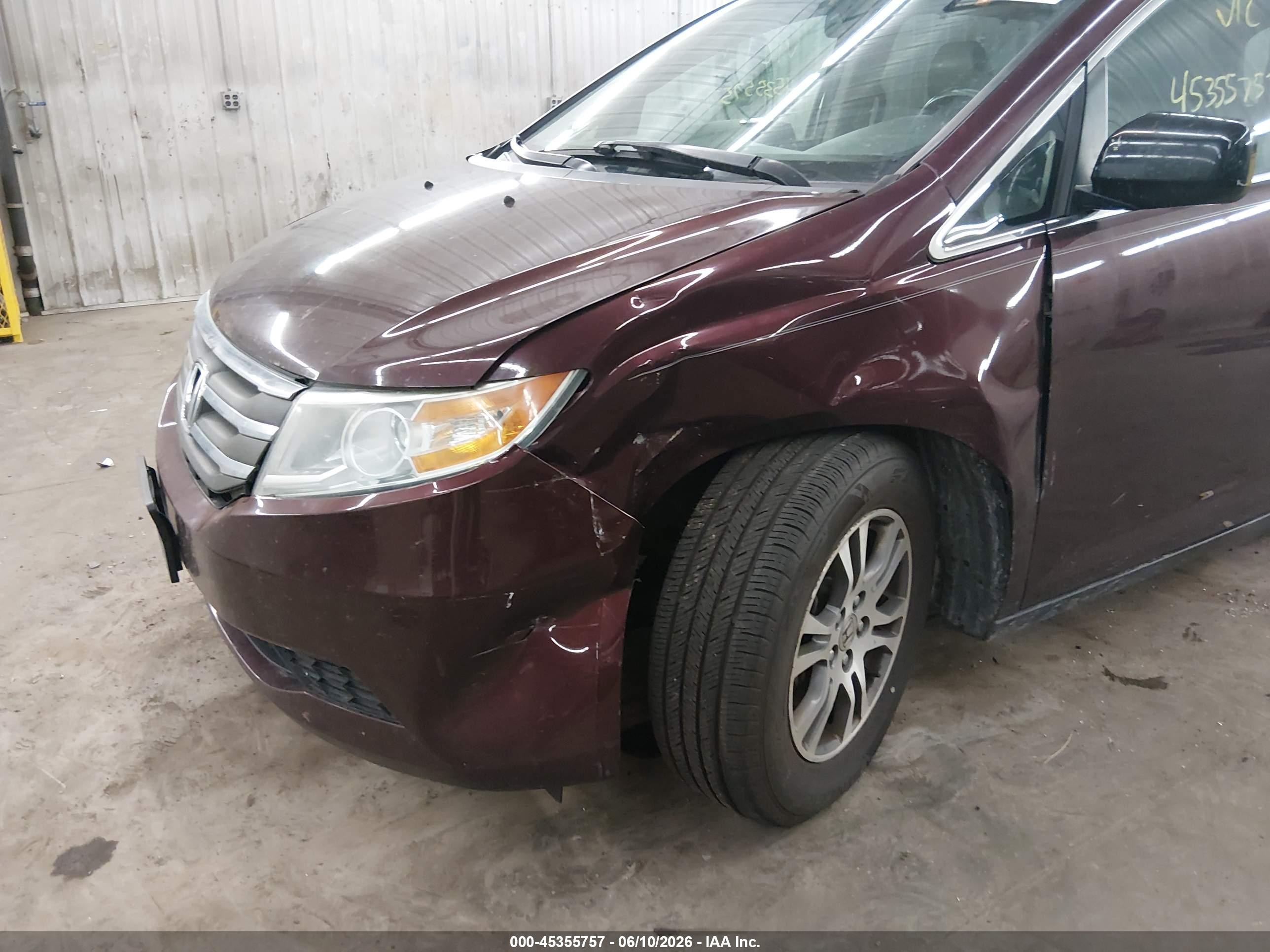 2011 Honda Odyssey Ex-l Maroon vin: 5FNRL5H67BB018312