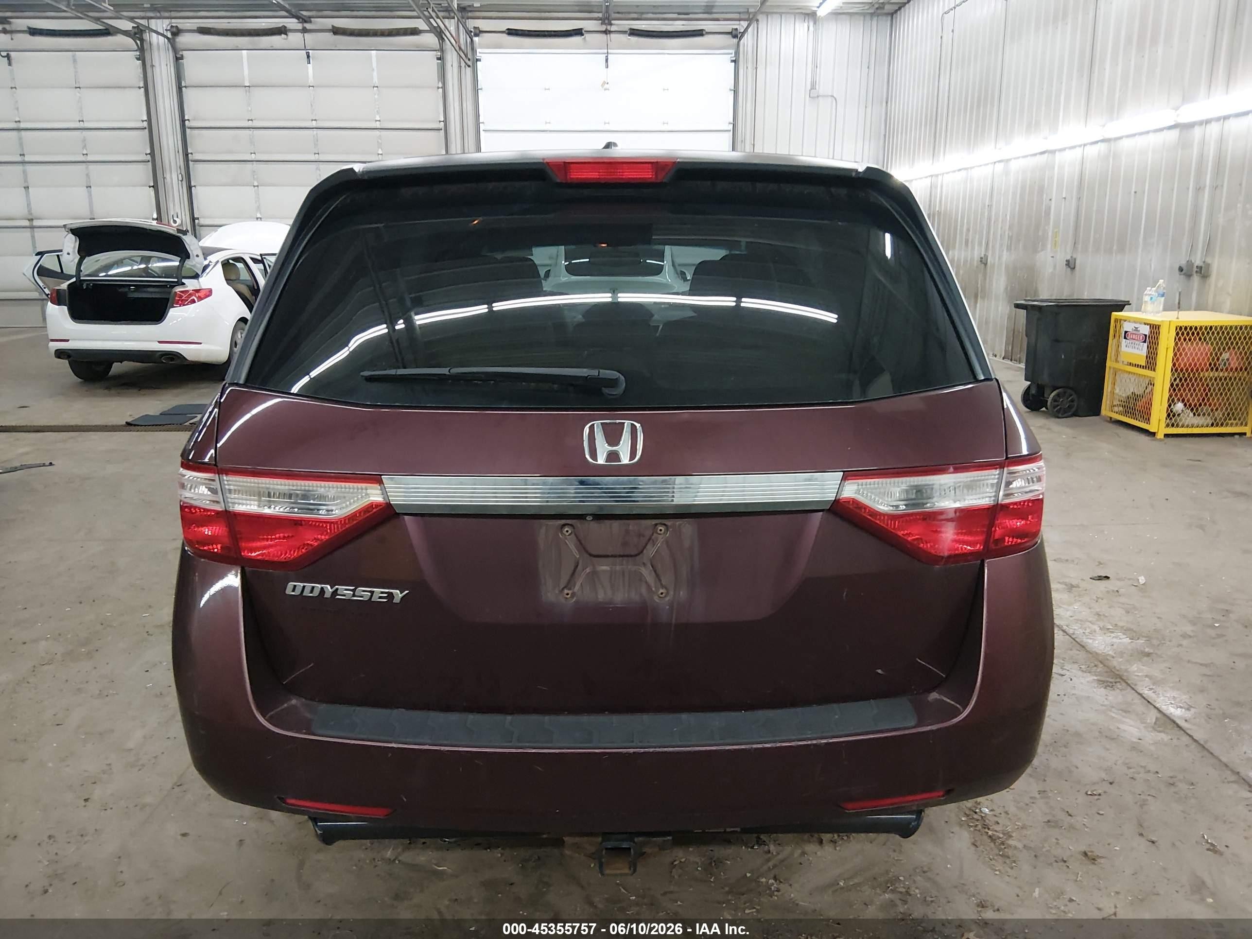 2011 Honda Odyssey Ex-l Maroon vin: 5FNRL5H67BB018312