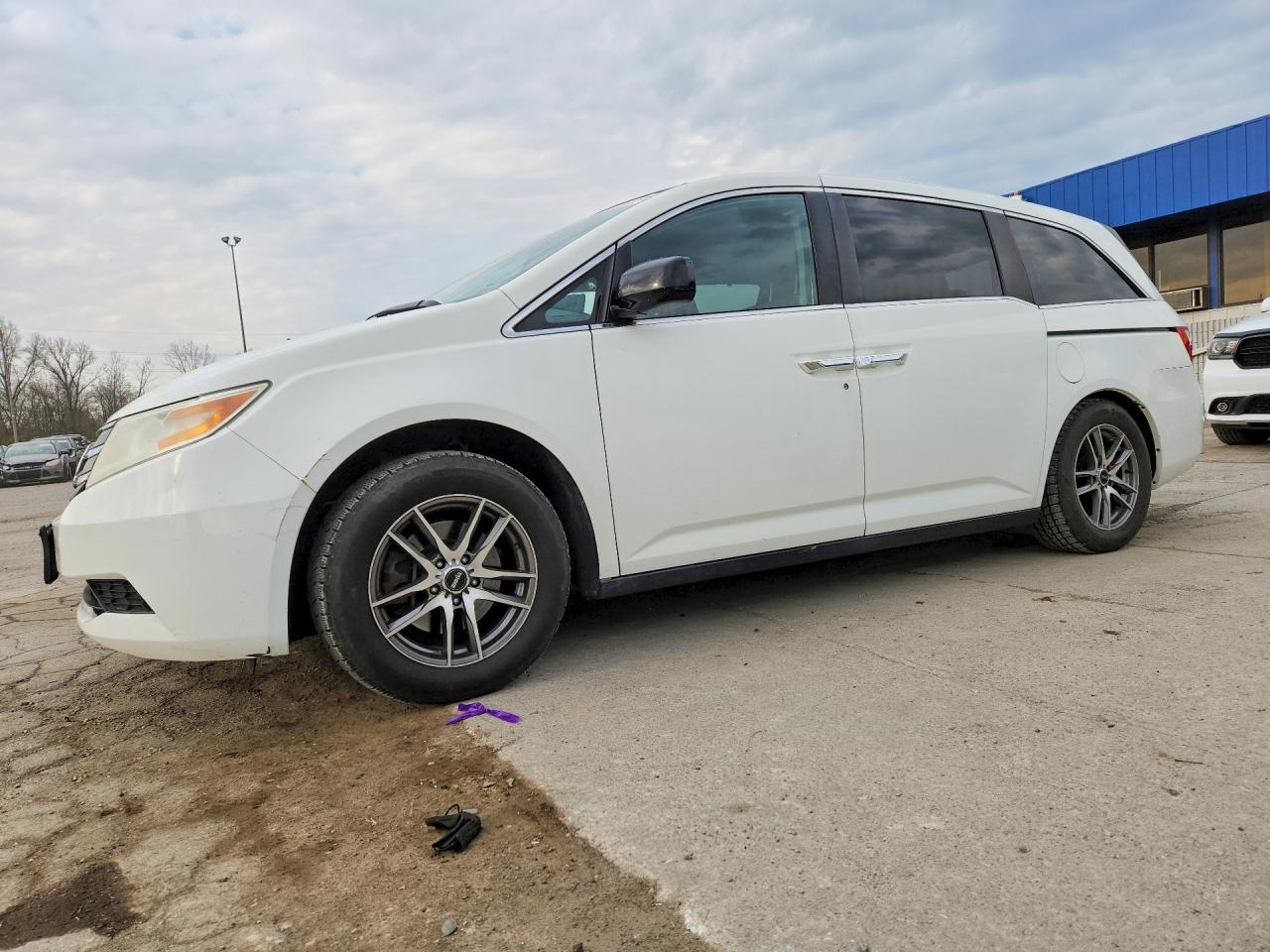 2011 Honda Odyssey Exl White vin: 5FNRL5H67BB019007