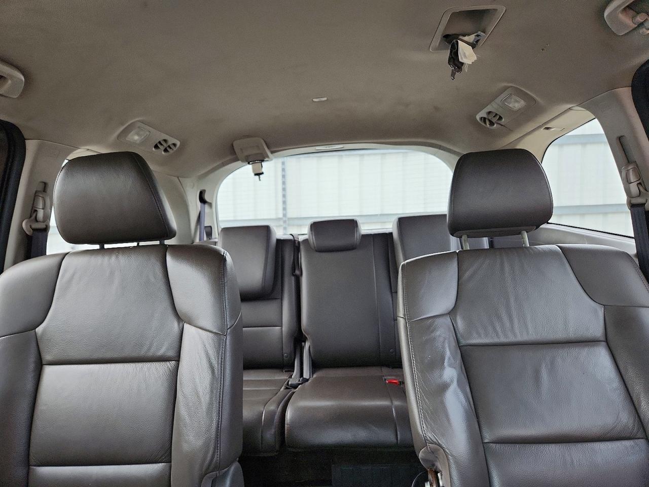 2011 Honda Odyssey Exl Gray vin: 5FNRL5H67BB032162