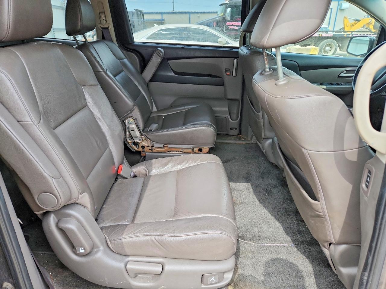 2011 Honda Odyssey Exl Gray vin: 5FNRL5H67BB032162