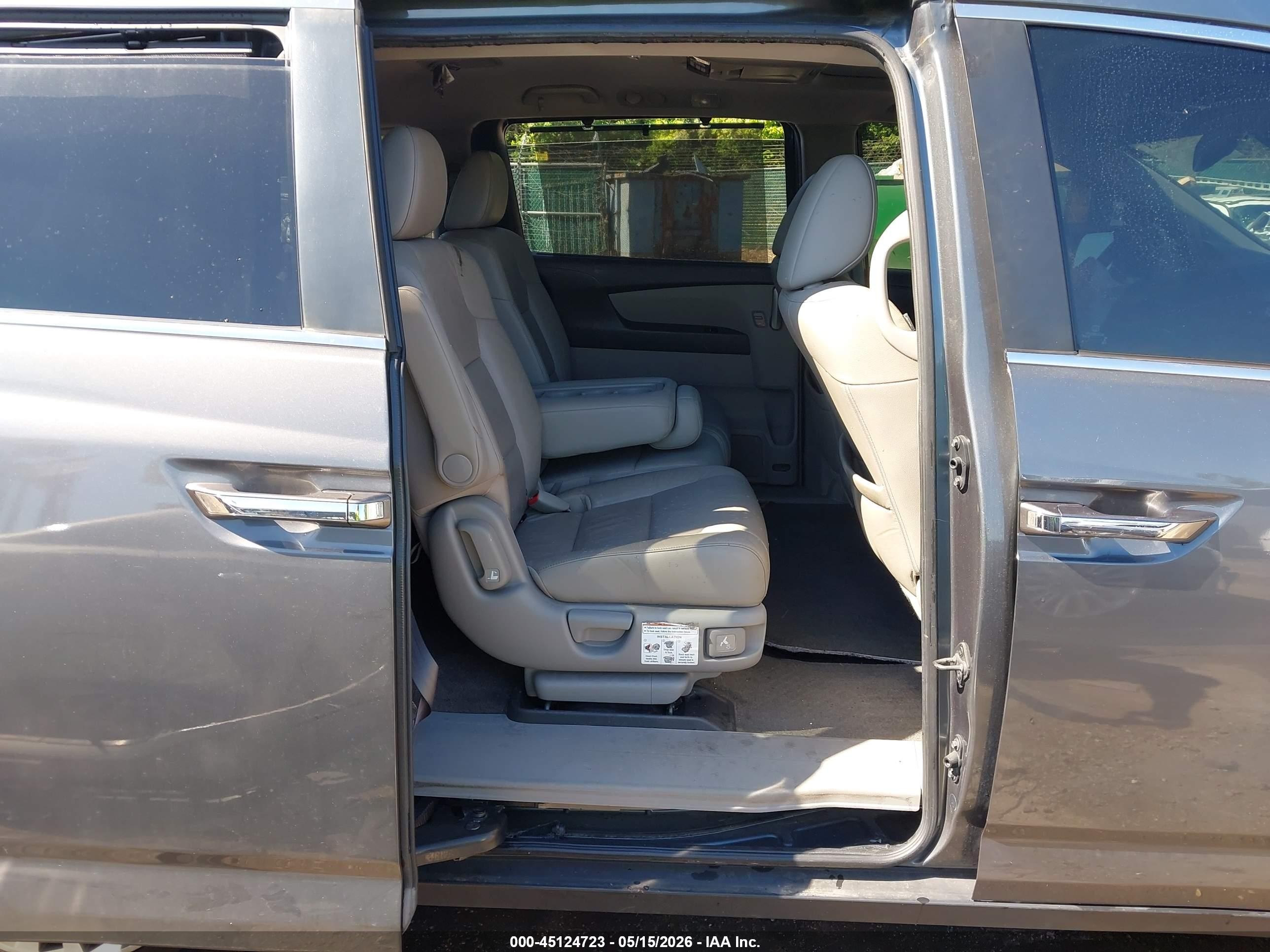 2011 Honda Odyssey Ex-l Gray vin: 5FNRL5H67BB038009