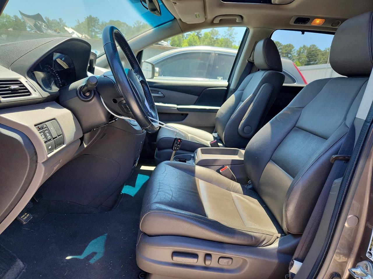 2011 Honda Odyssey Exl Gray vin: 5FNRL5H67BB056641