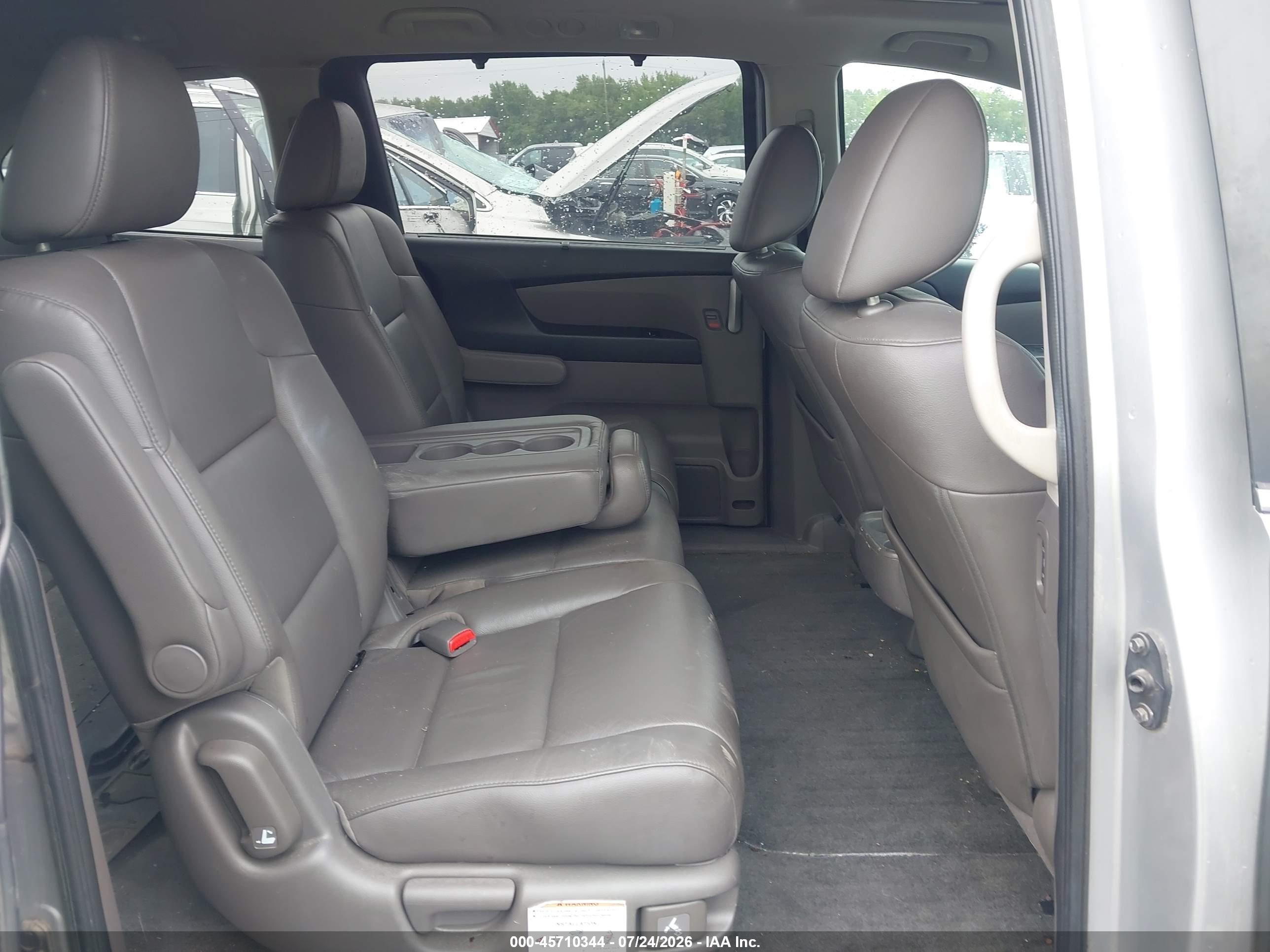 2011 Honda Odyssey Ex-l Серебряный vin: 5FNRL5H67BB071110