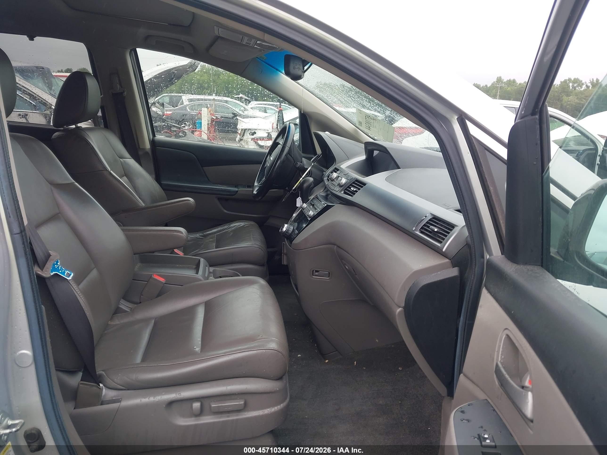 2011 Honda Odyssey Ex-l Серебряный vin: 5FNRL5H67BB071110