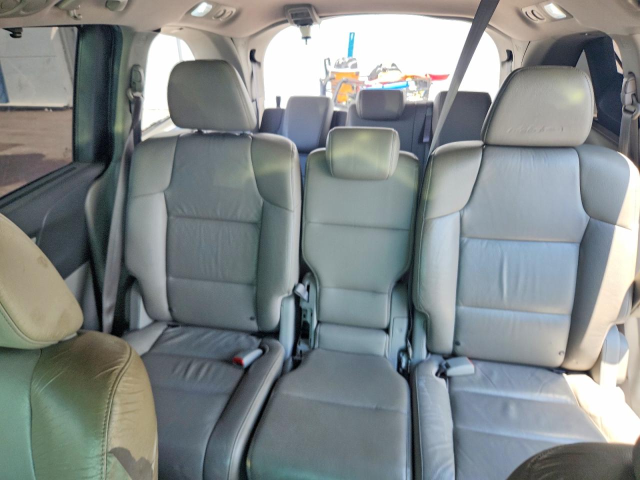 2011 Honda Odyssey Exl Gray vin: 5FNRL5H67BB073911