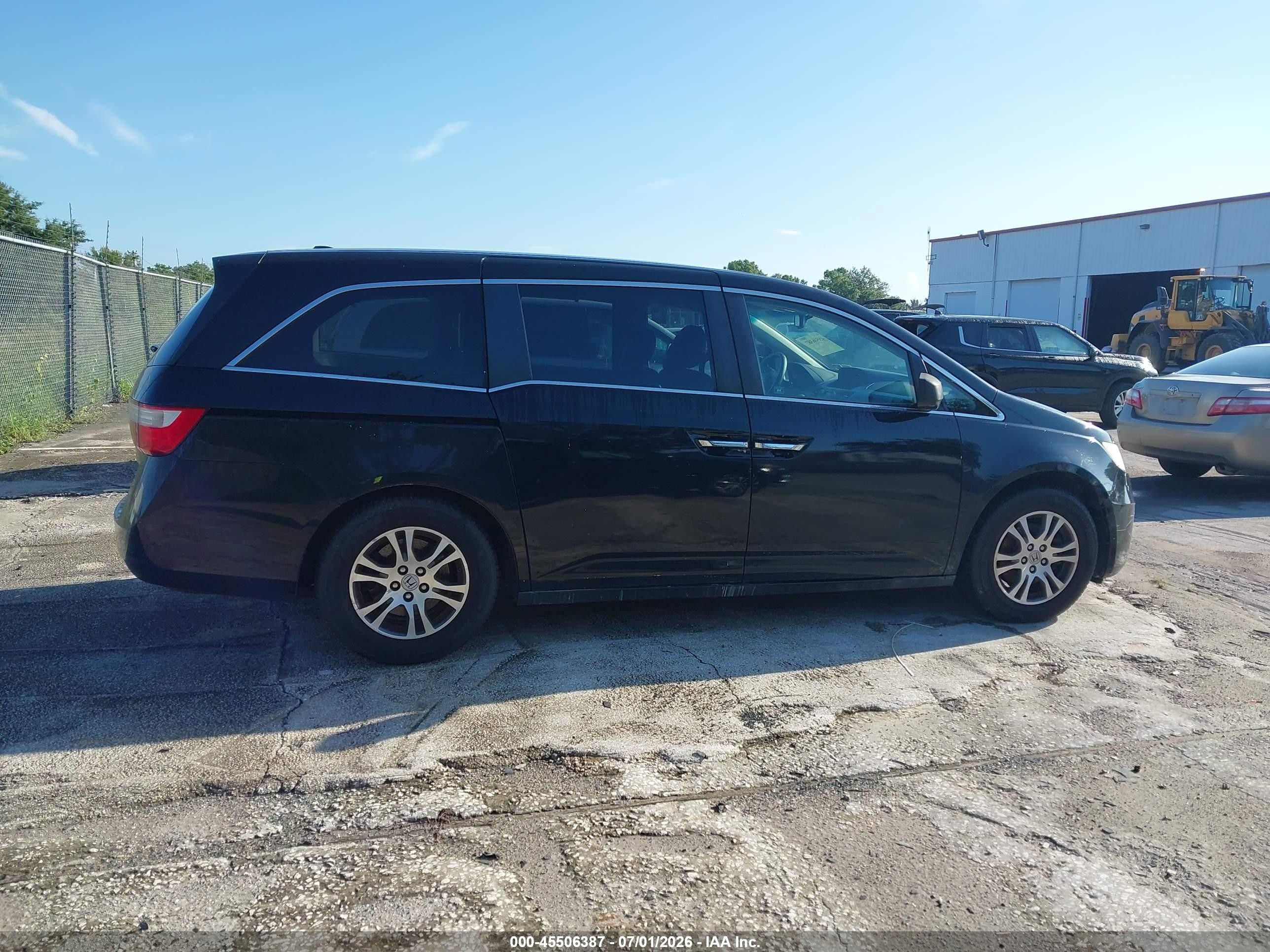 2011 Honda Odyssey Ex-l Black vin: 5FNRL5H67BB084147