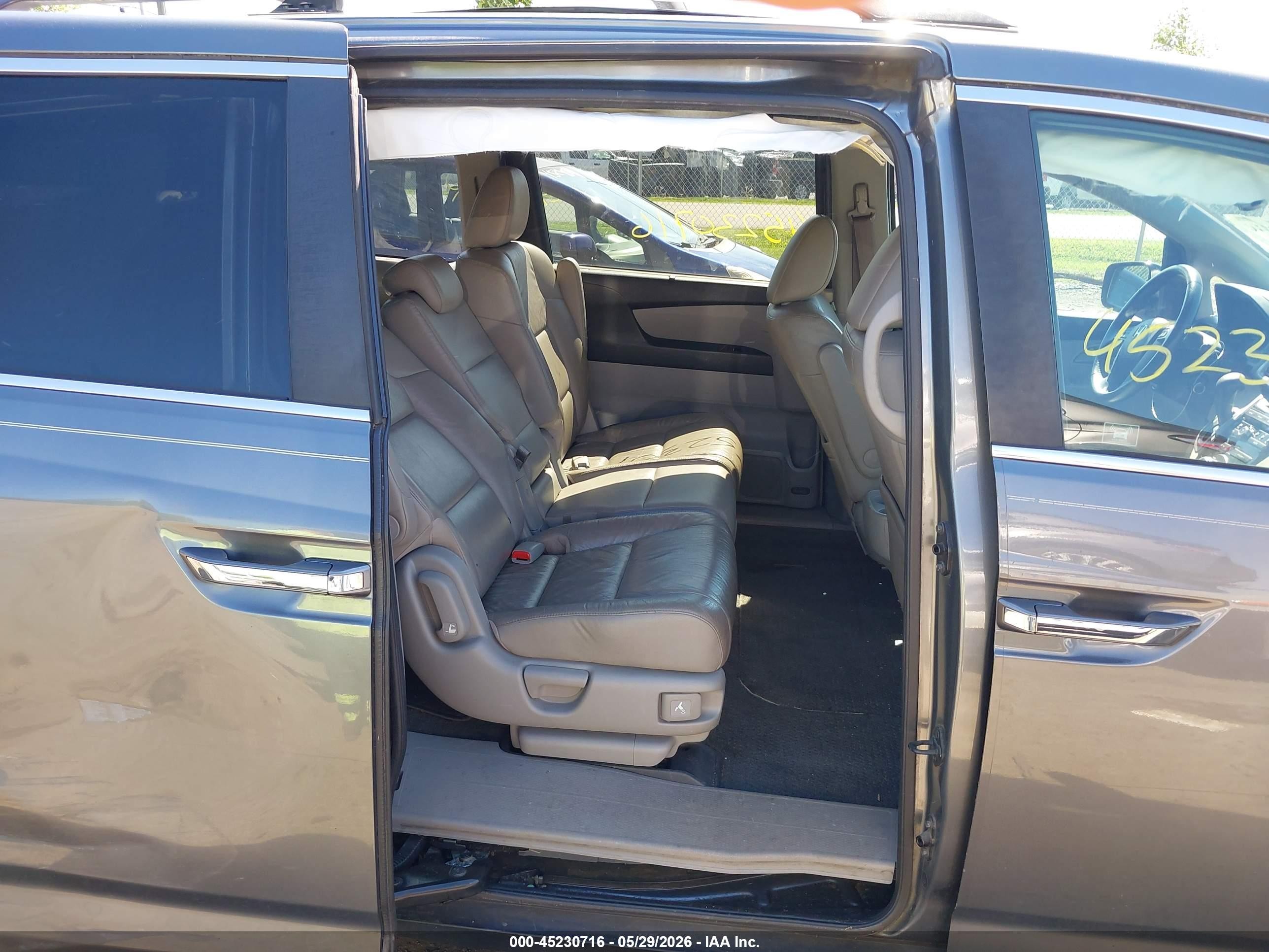 2011 Honda Odyssey Ex-l Gray vin: 5FNRL5H67BB103215
