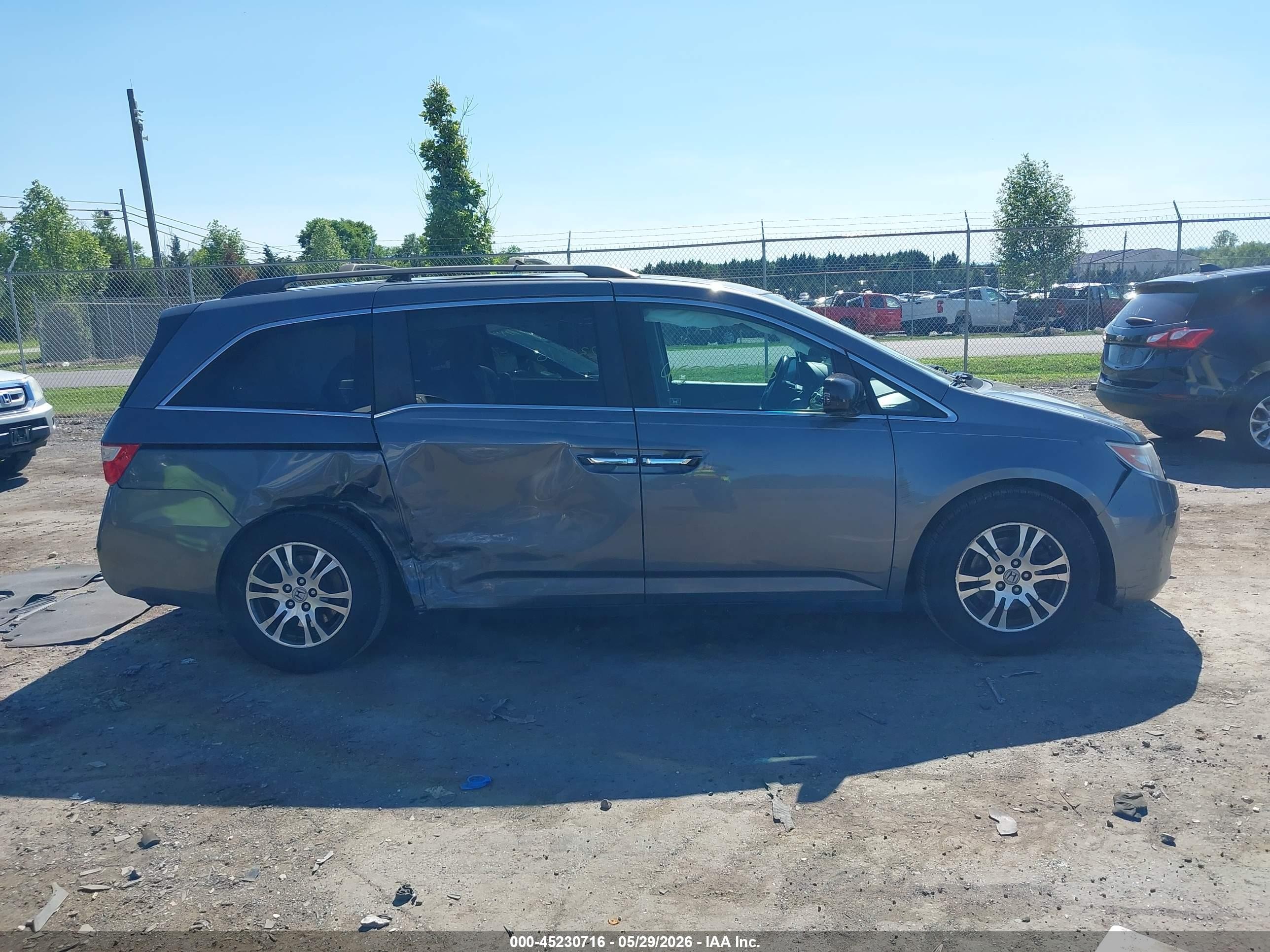 2011 Honda Odyssey Ex-l Gray vin: 5FNRL5H67BB103215