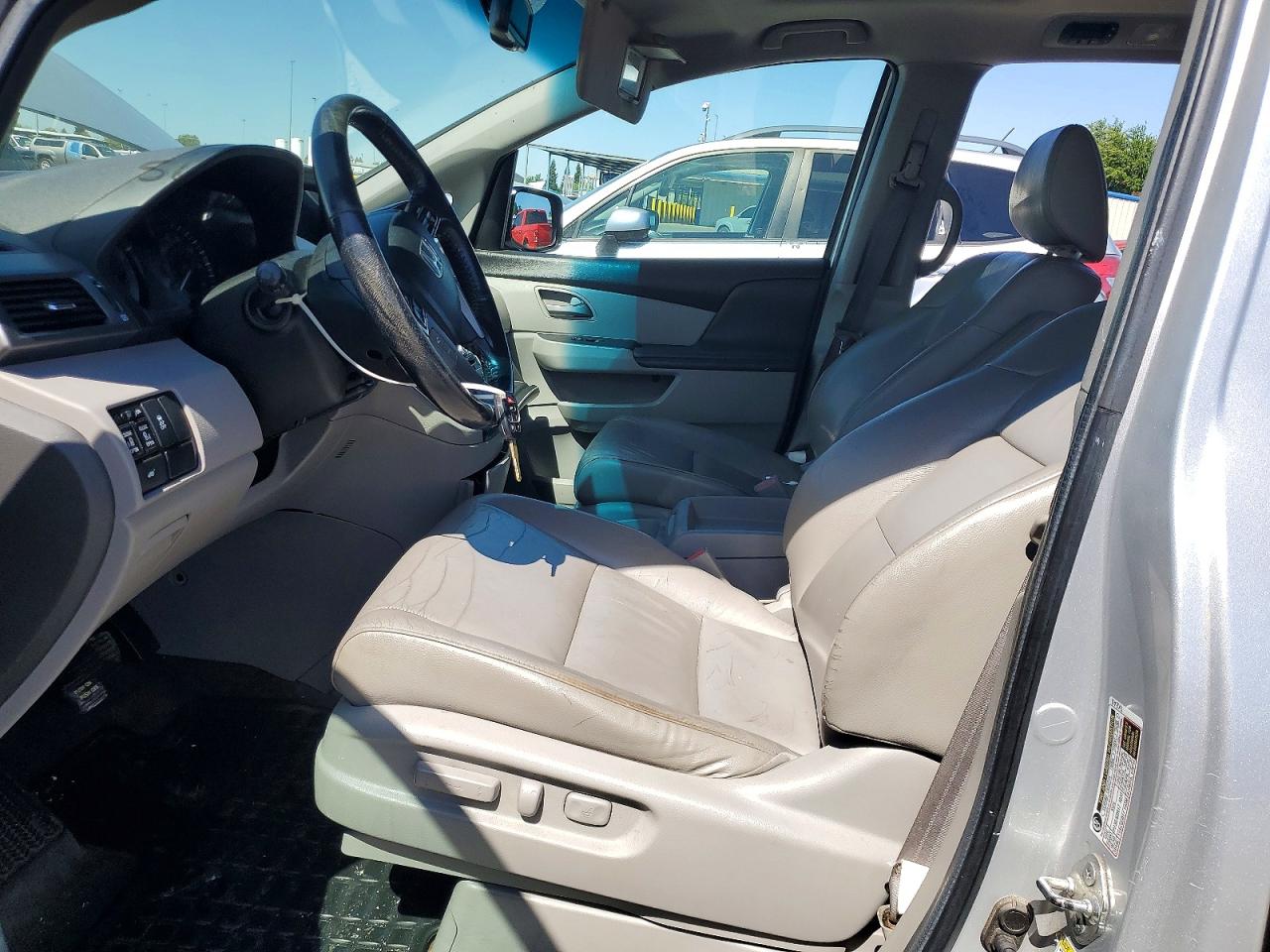 2012 Honda Odyssey Exl Silver vin: 5FNRL5H67CB091178