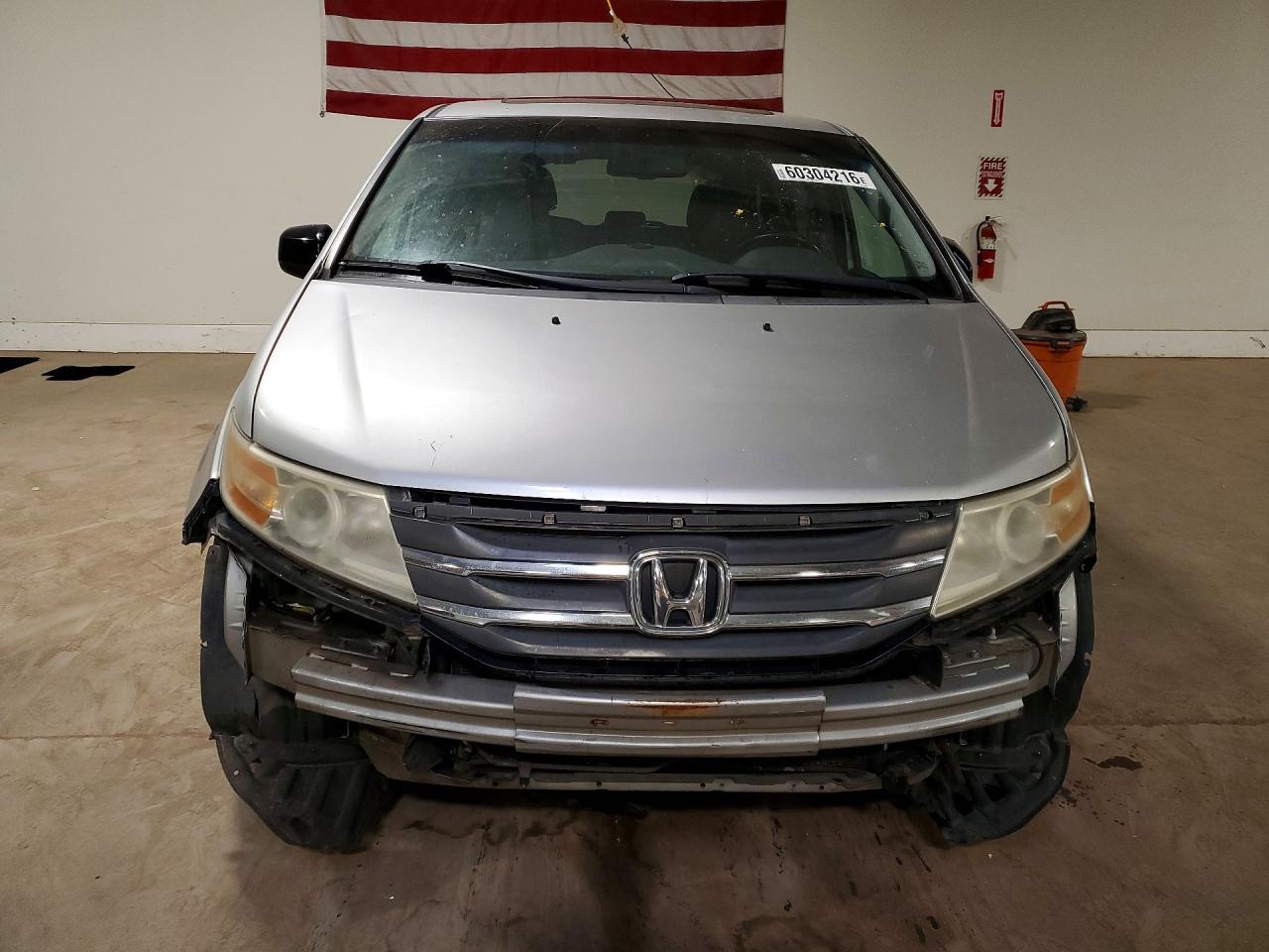 2012 Honda Odyssey Exl Silver vin: 5FNRL5H67CB111686