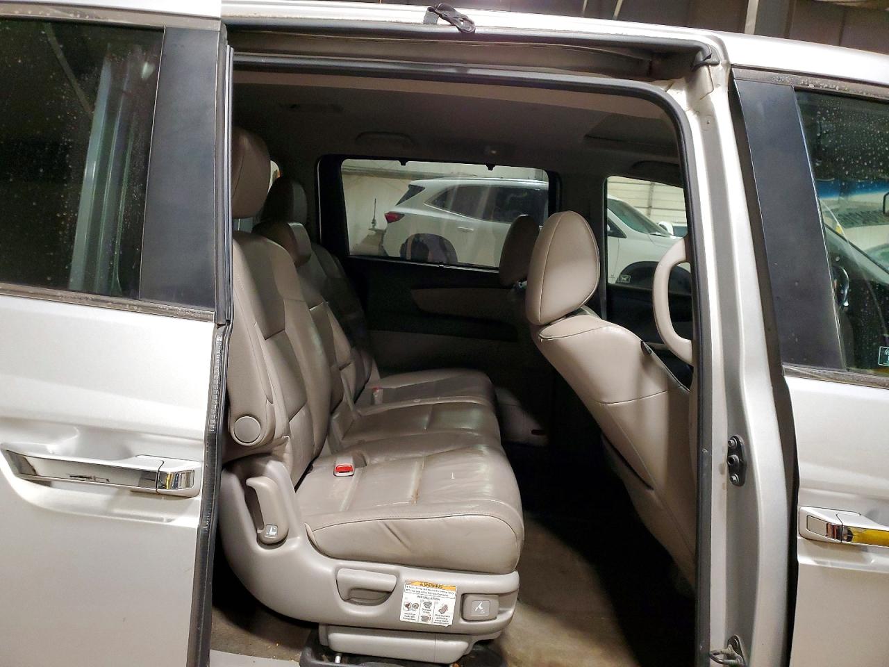 2012 Honda Odyssey Exl Silver vin: 5FNRL5H67CB111686