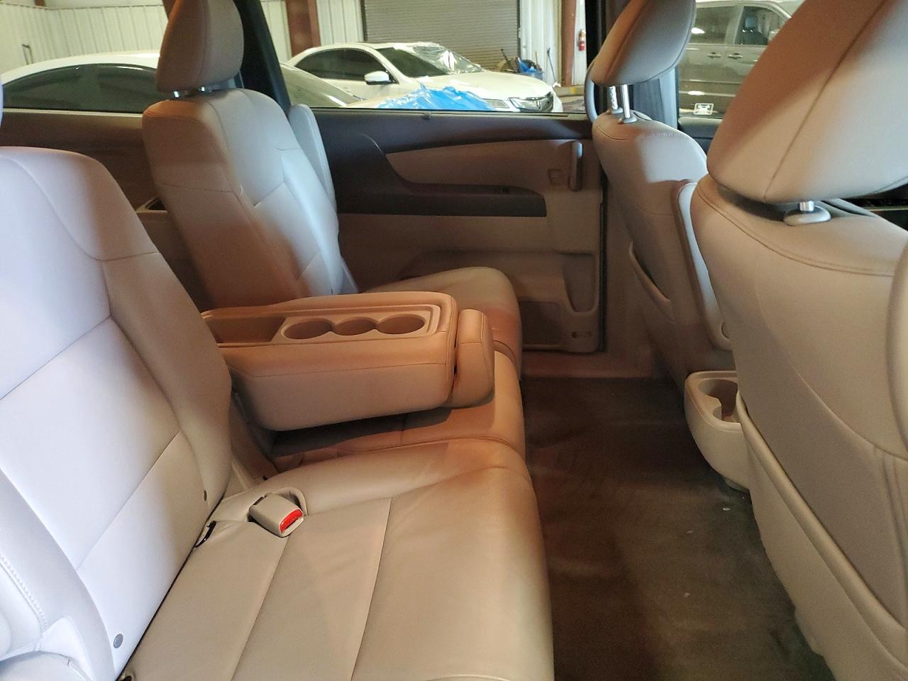 2012 Honda Odyssey Exl Silver vin: 5FNRL5H67CB116340
