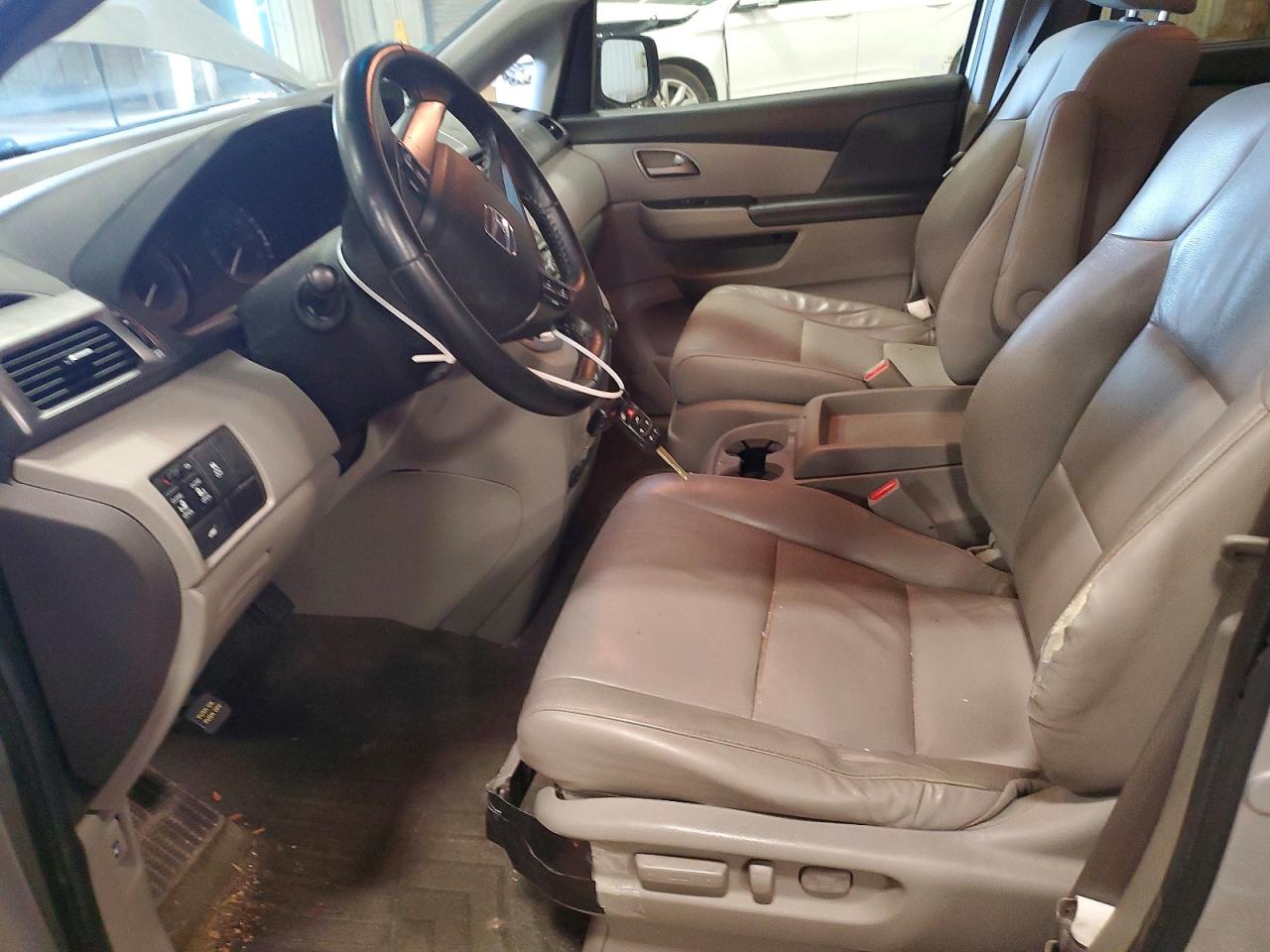 2012 Honda Odyssey Exl Silver vin: 5FNRL5H67CB116340