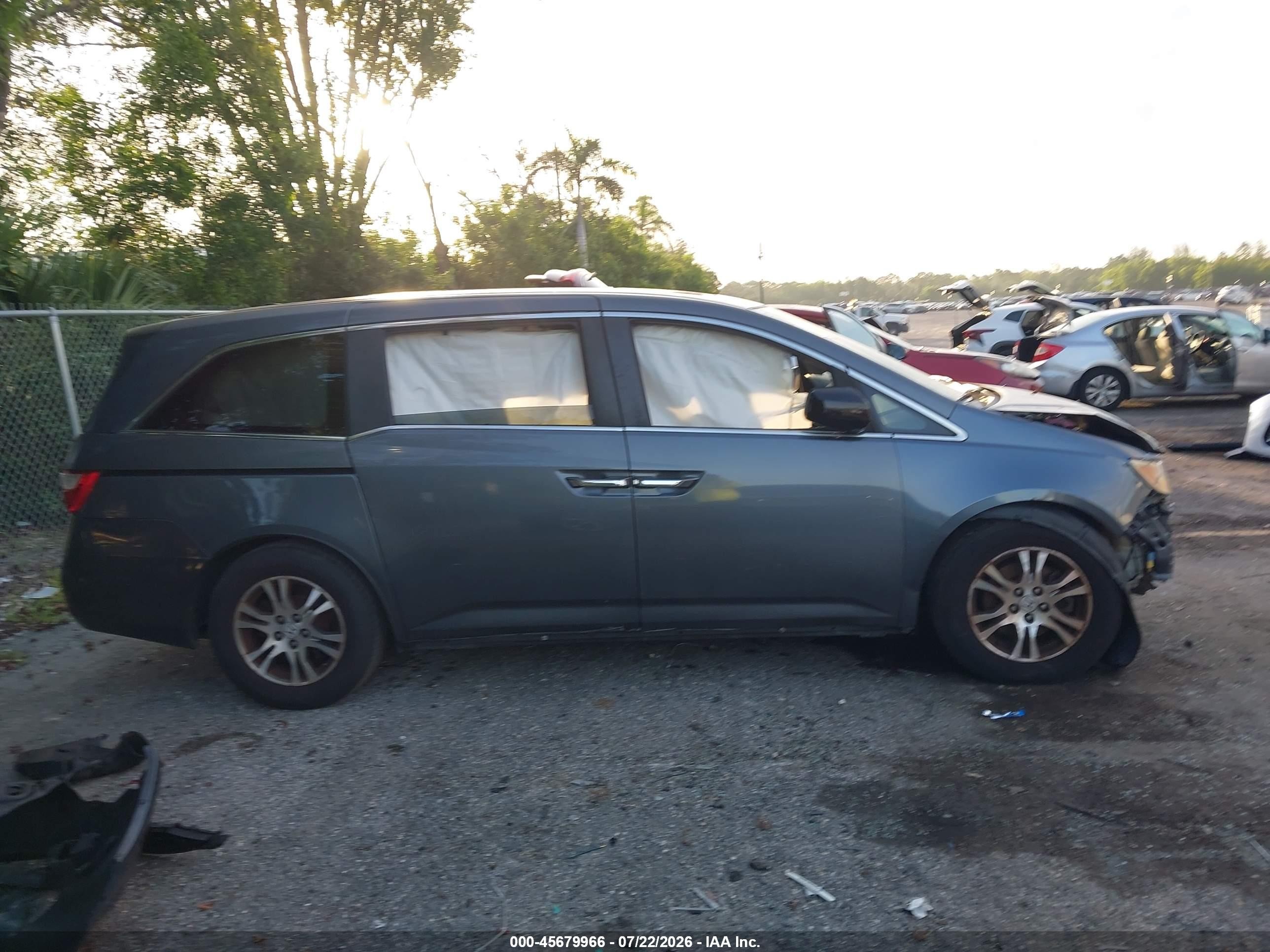 2012 Honda Odyssey Ex-l Серый vin: 5FNRL5H67CB117648
