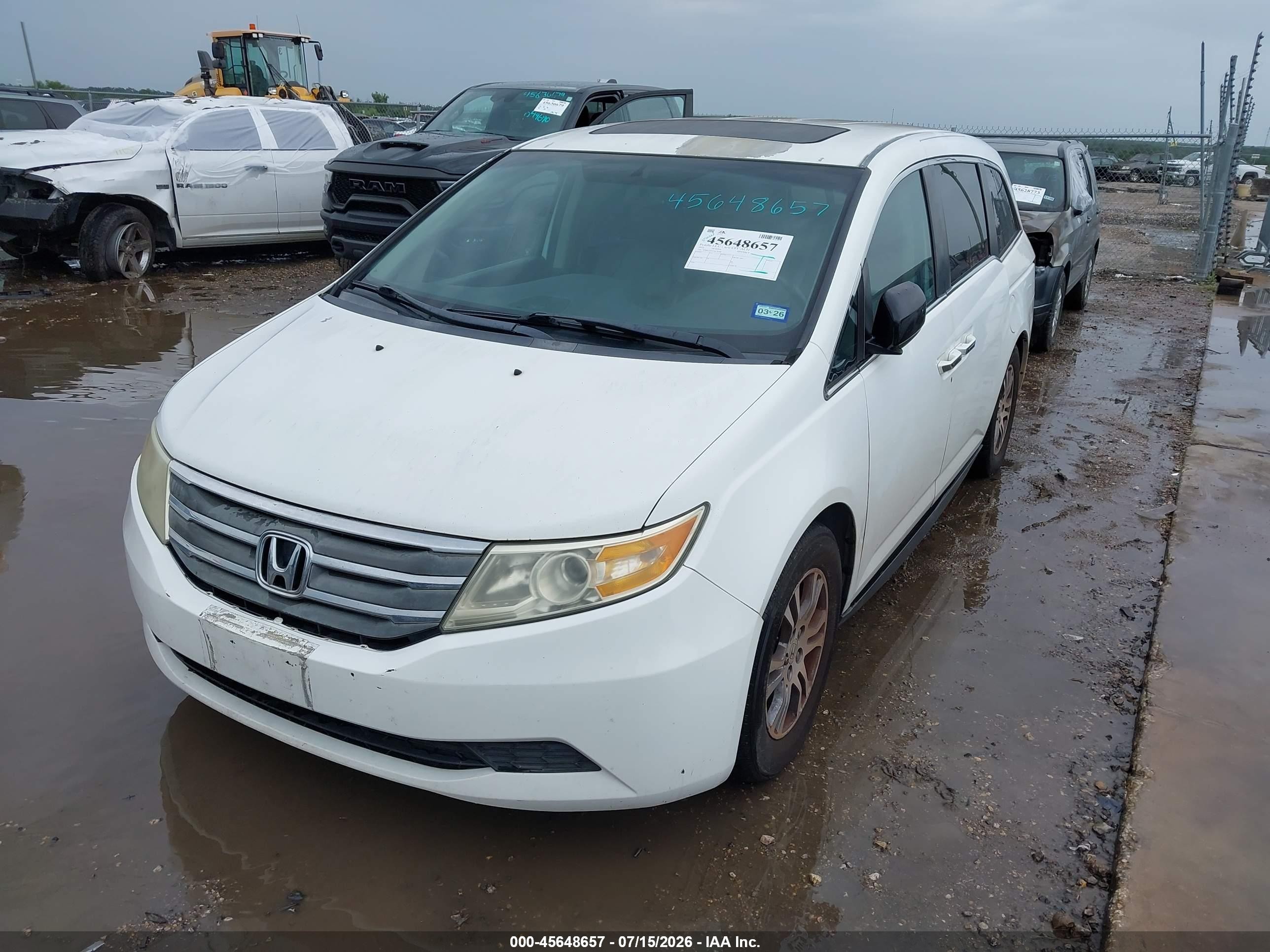 2012 Honda Odyssey Ex-l White vin: 5FNRL5H67CB134188
