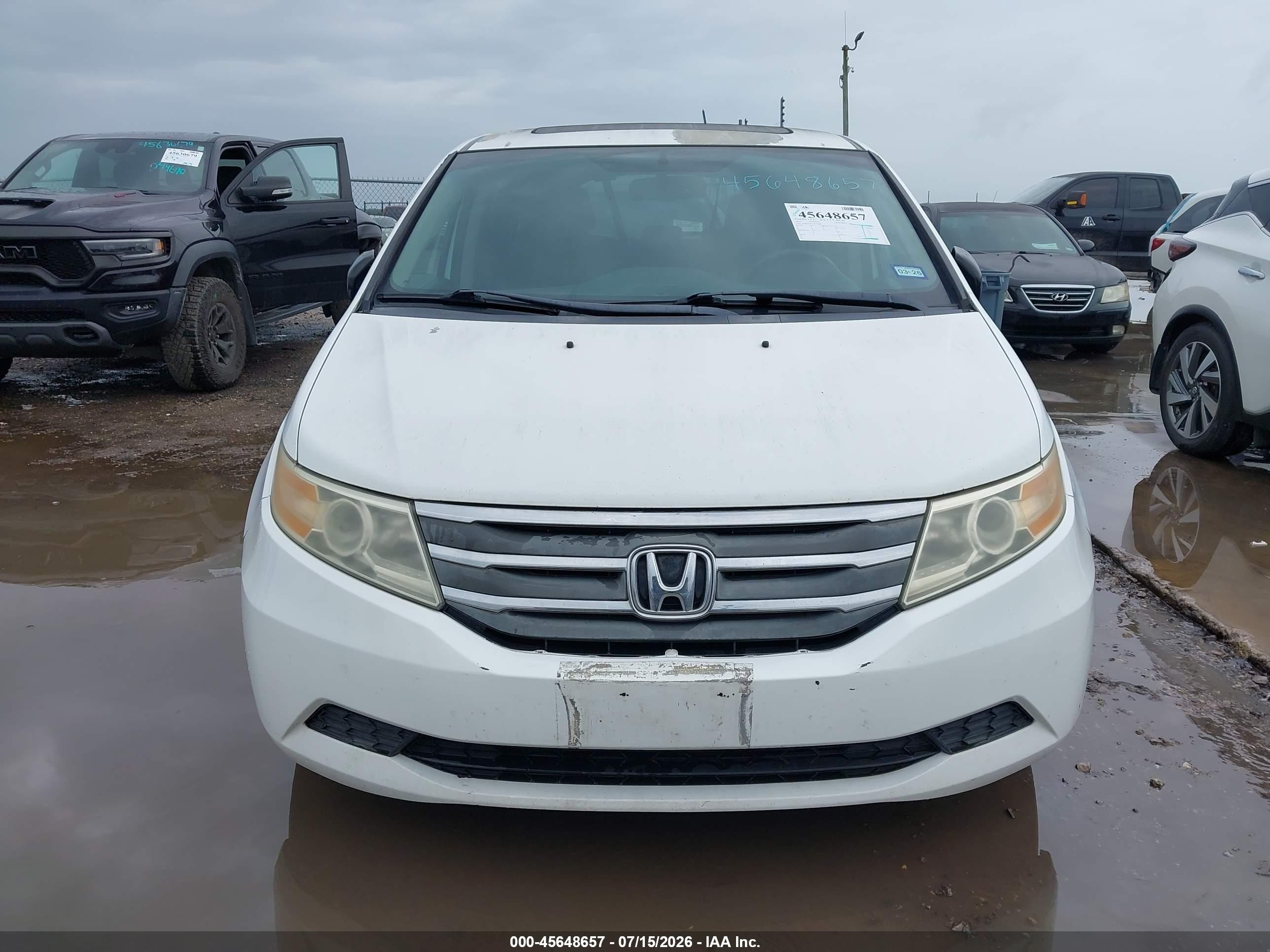 2012 Honda Odyssey Ex-l White vin: 5FNRL5H67CB134188