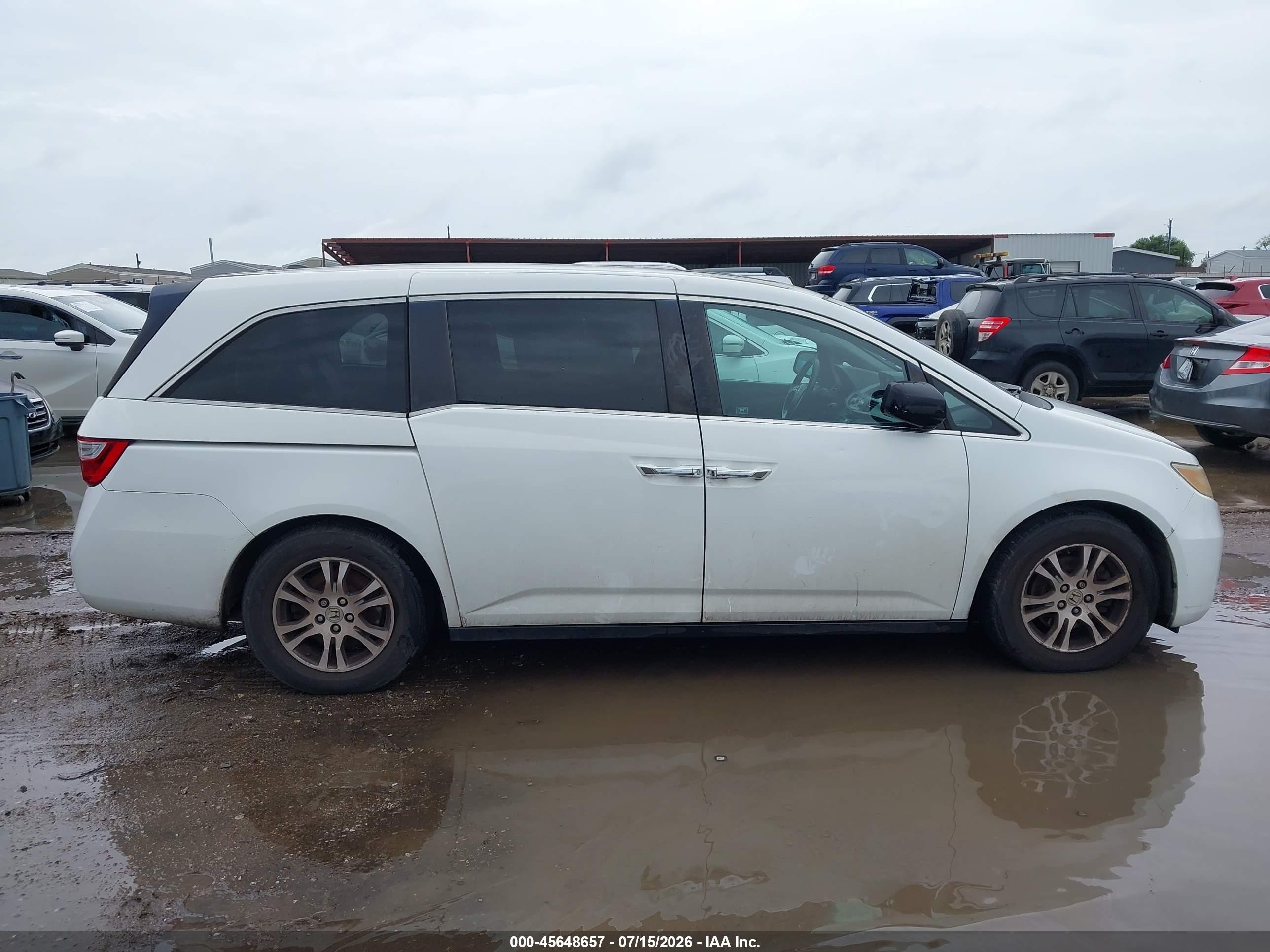 2012 Honda Odyssey Ex-l White vin: 5FNRL5H67CB134188
