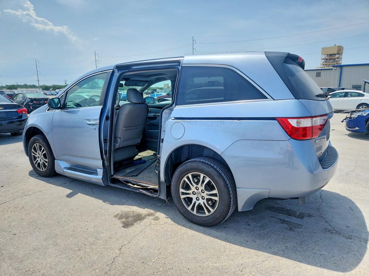 2013 Honda Odyssey Exl Blue vin: 5FNRL5H67DB014859
