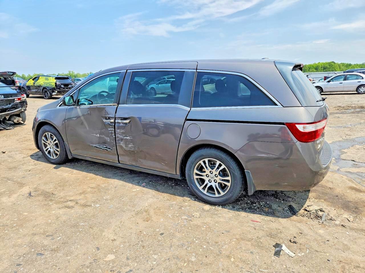 2013 Honda Odyssey Exl Gray vin: 5FNRL5H67DB023822
