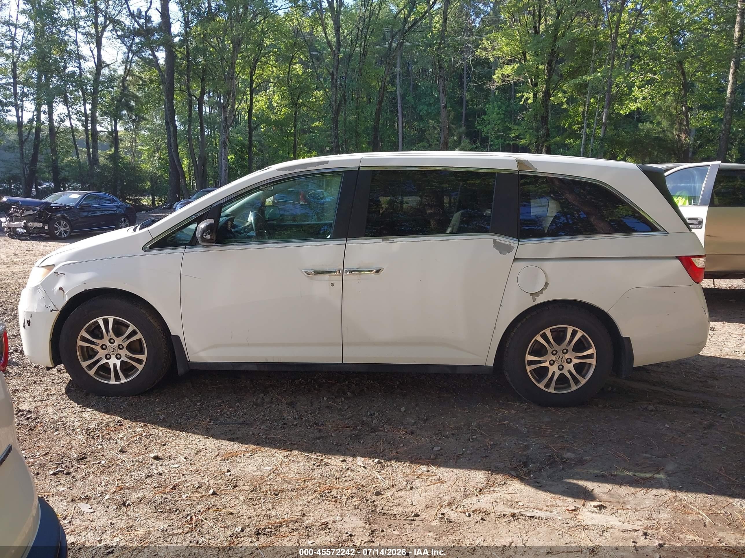 2013 Honda Odyssey Ex-l Белый vin: 5FNRL5H67DB035436