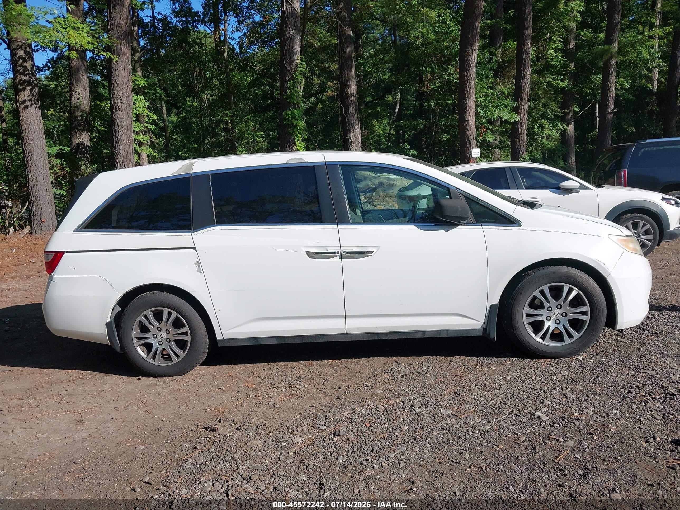 2013 Honda Odyssey Ex-l Белый vin: 5FNRL5H67DB035436