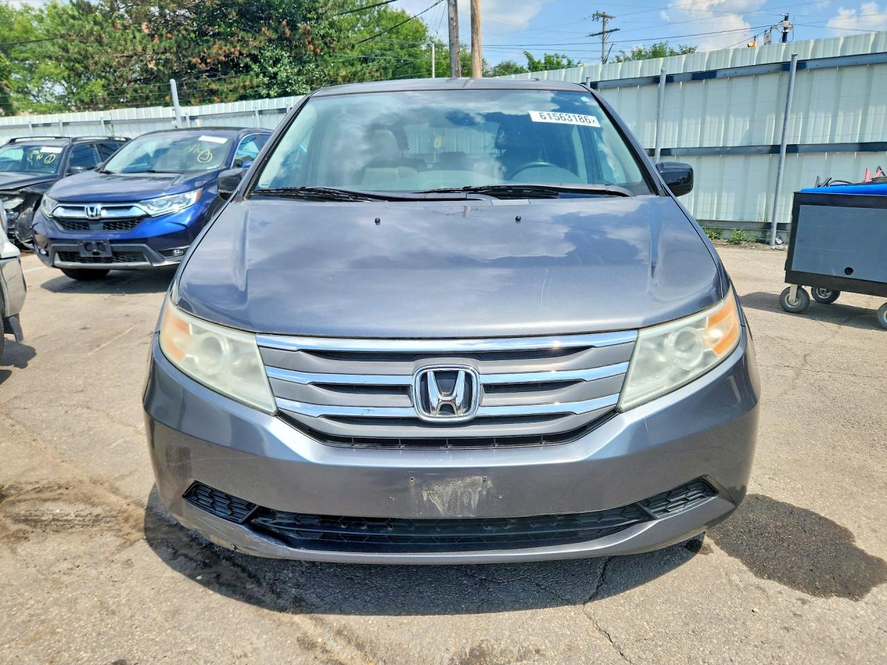 2014 Honda Odyssey Gray vin: 5FNRL5H67DB043875
