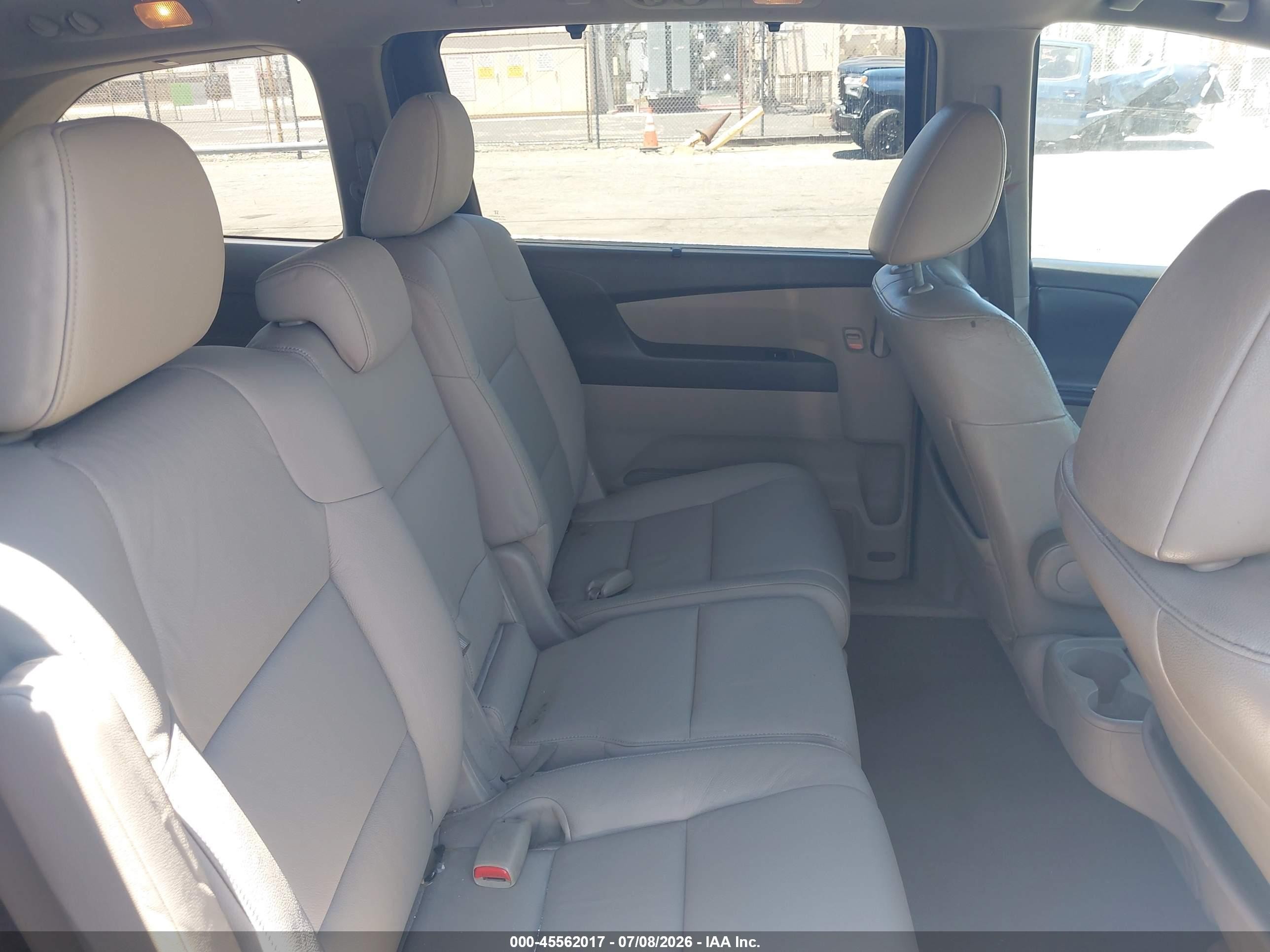 2013 Honda Odyssey Ex-l Beige vin: 5FNRL5H67DB045562