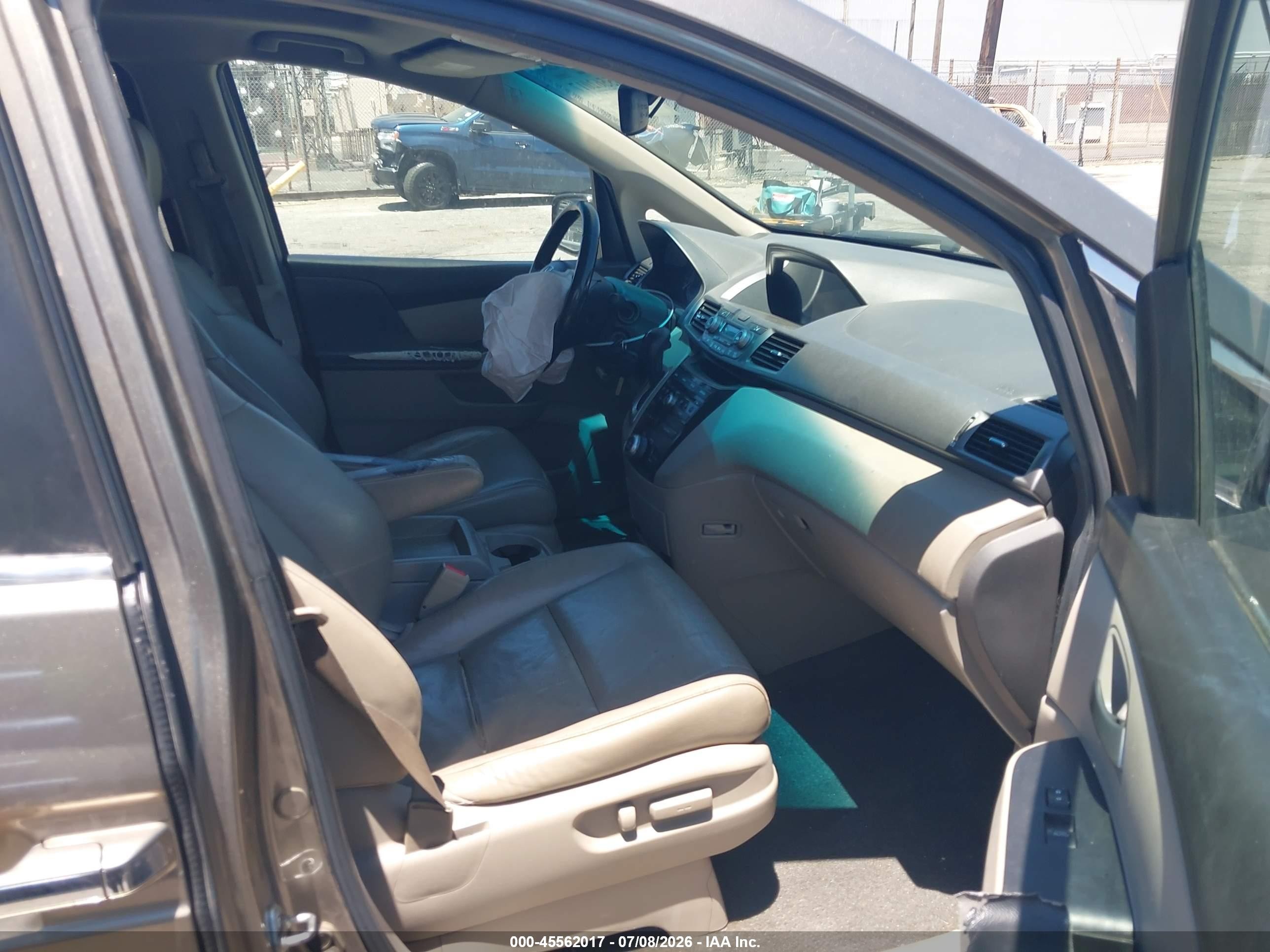 2013 Honda Odyssey Ex-l Beige vin: 5FNRL5H67DB045562