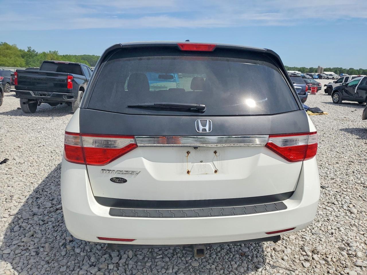 2013 Honda Odyss Ex-l White vin: 5FNRL5H67DB047232