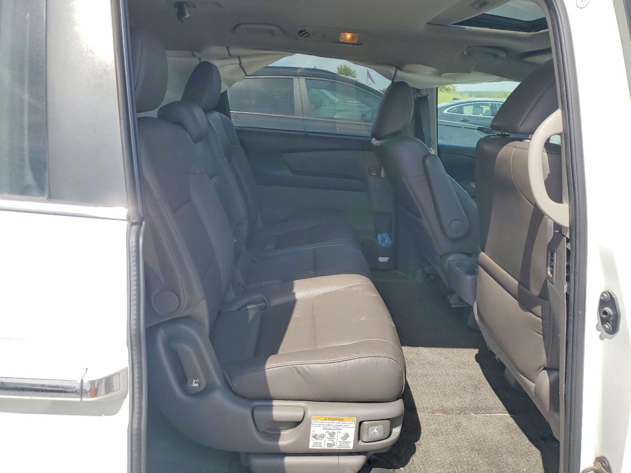 2013 Honda Odyss Ex-l White vin: 5FNRL5H67DB047232