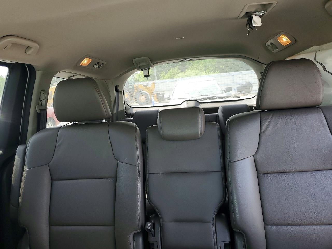 2013 Honda Odyss Ex-l White vin: 5FNRL5H67DB047232